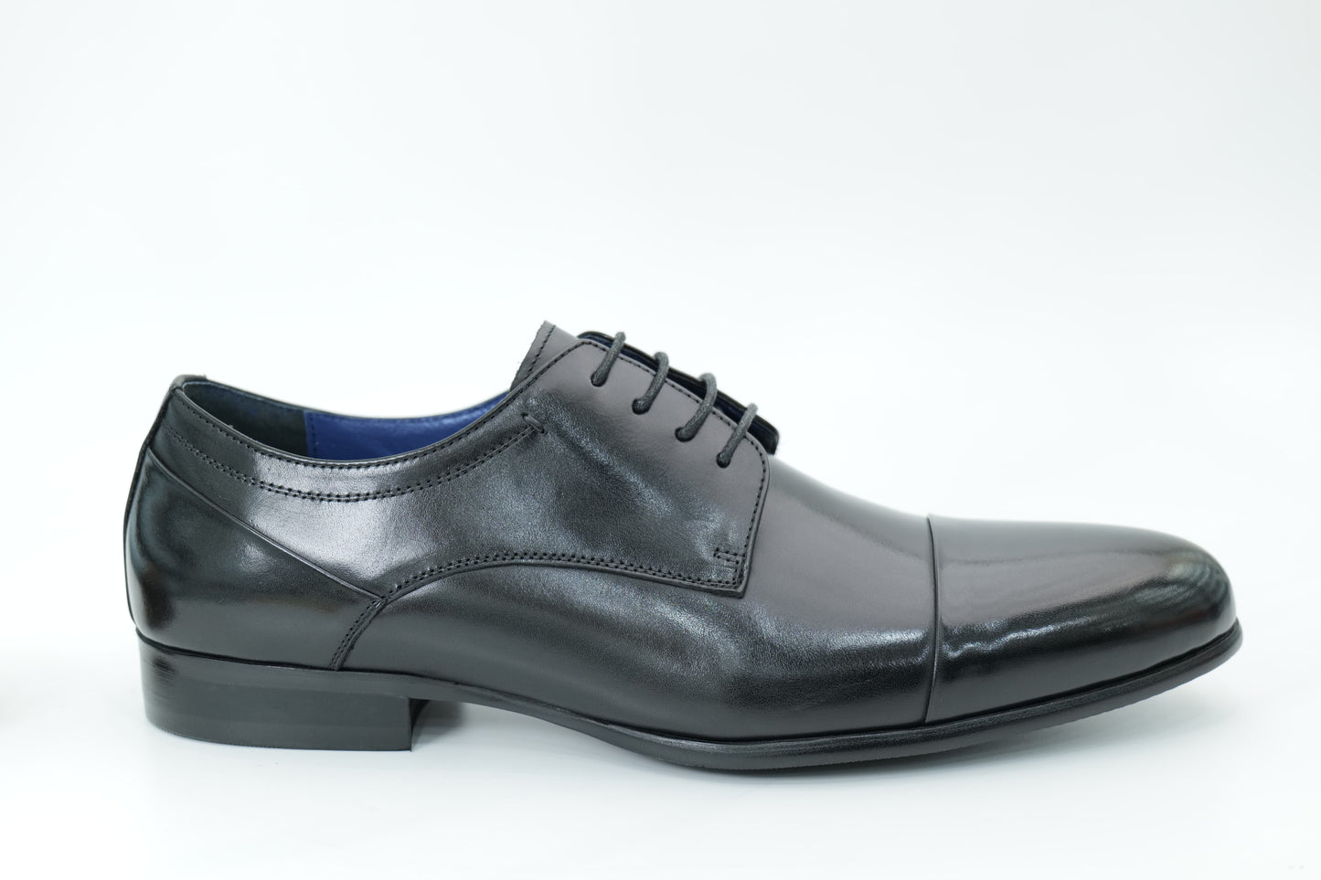Derby shoes