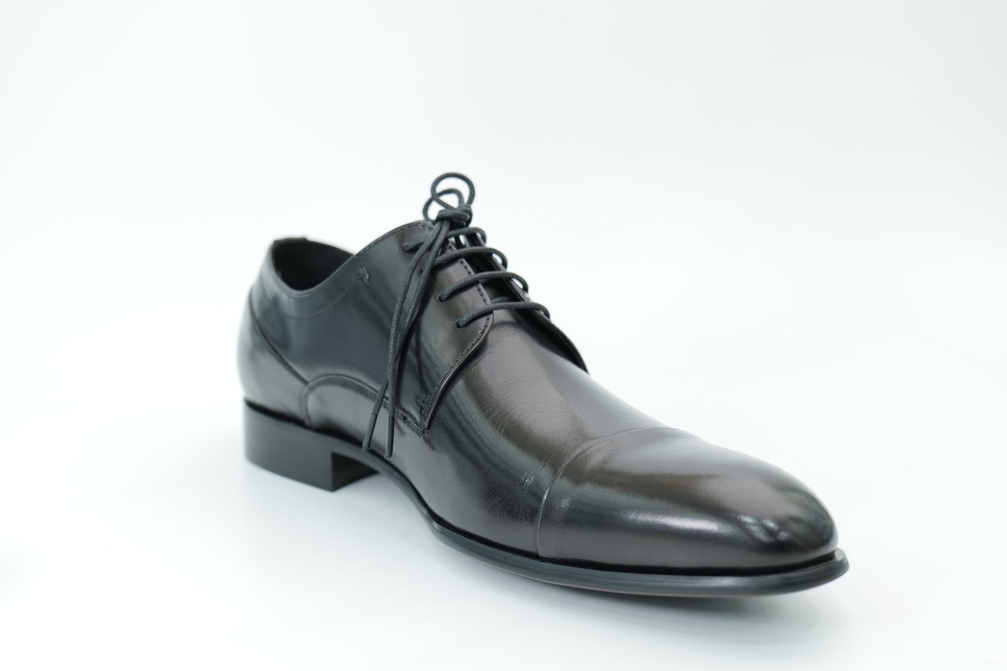 Derby shoes