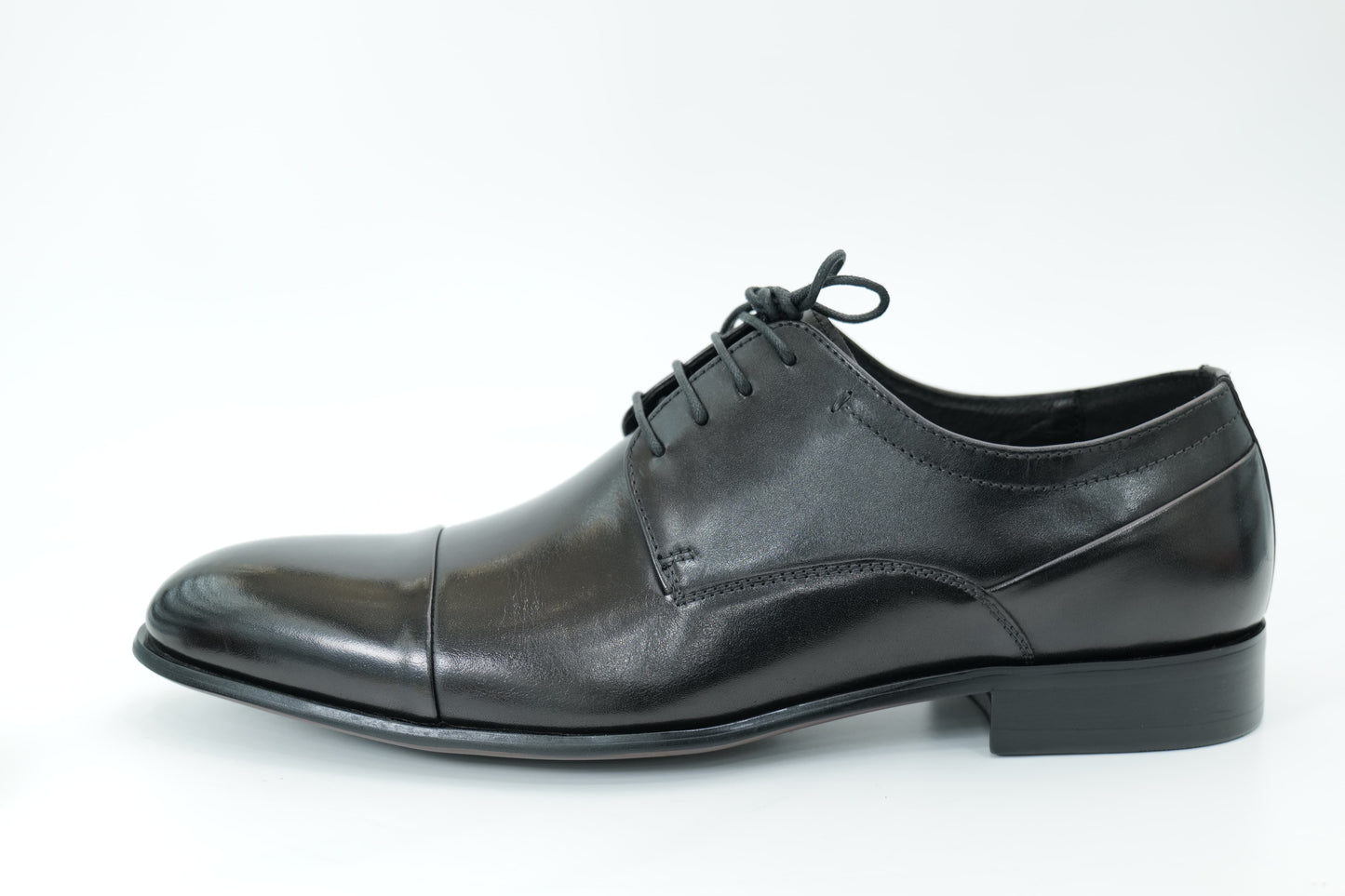 Derby shoes