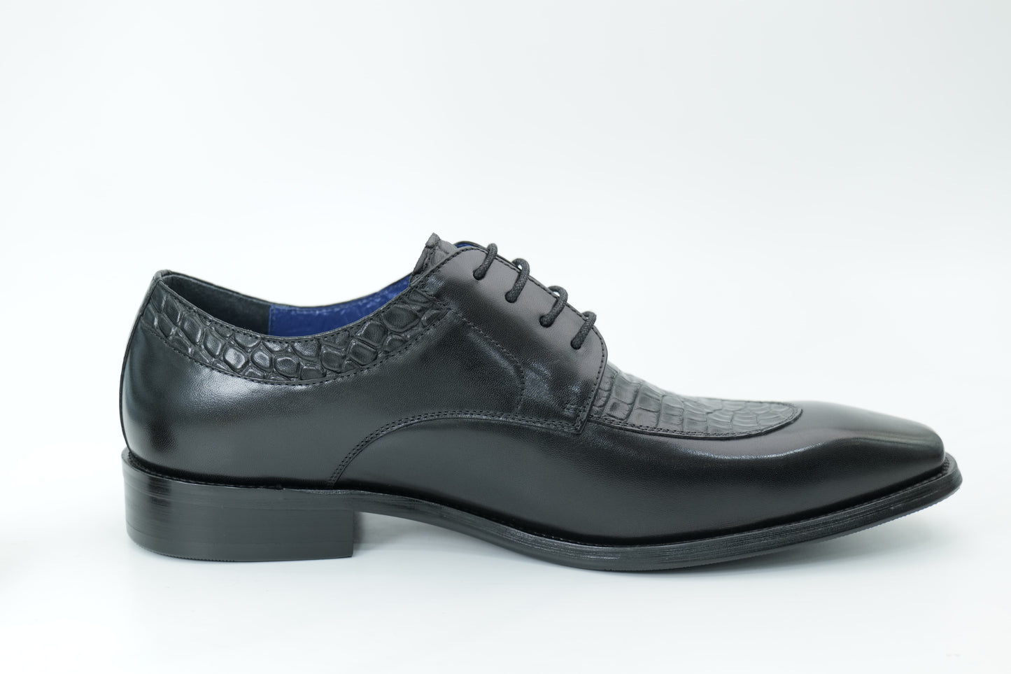Derby shoes