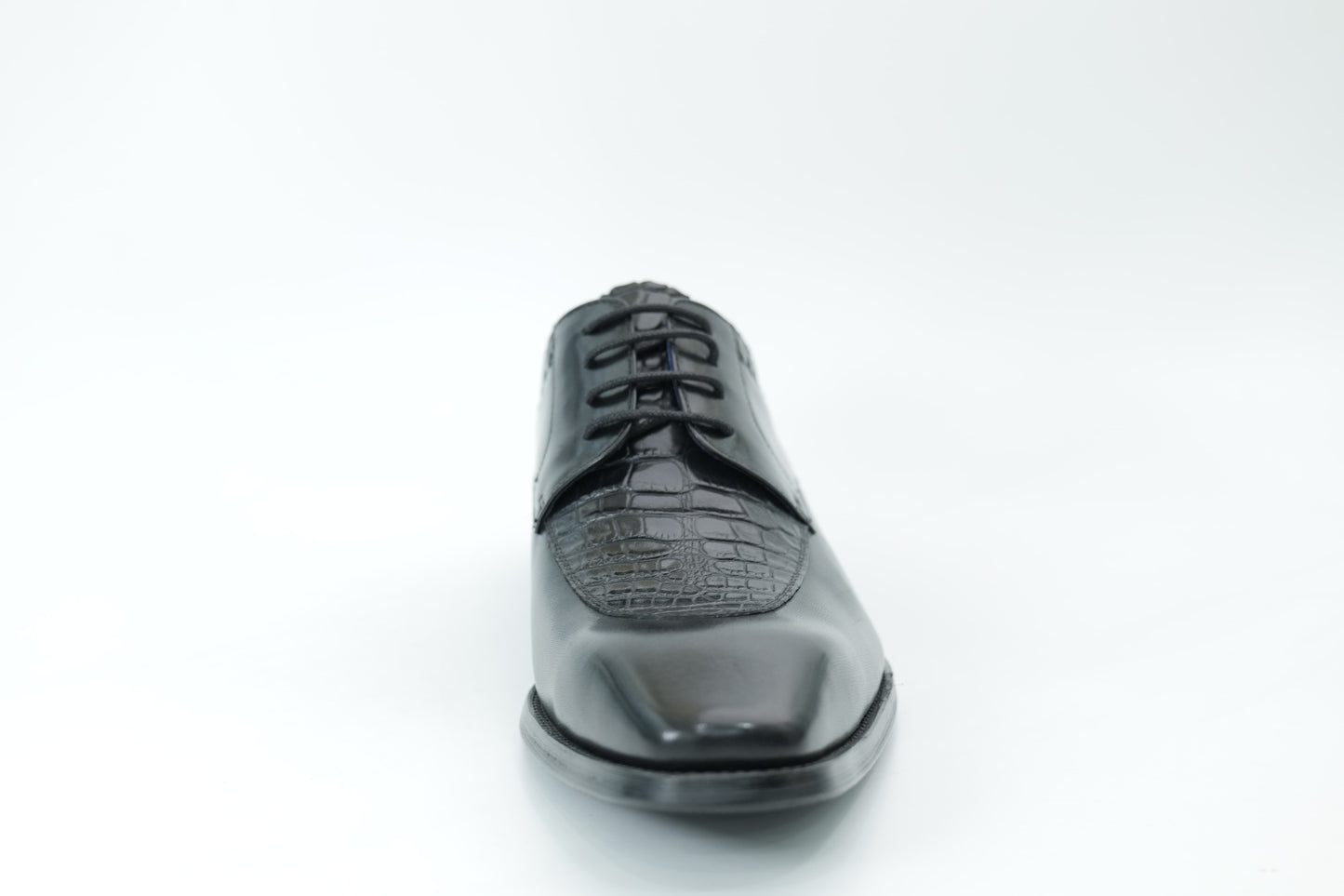 Derby shoes