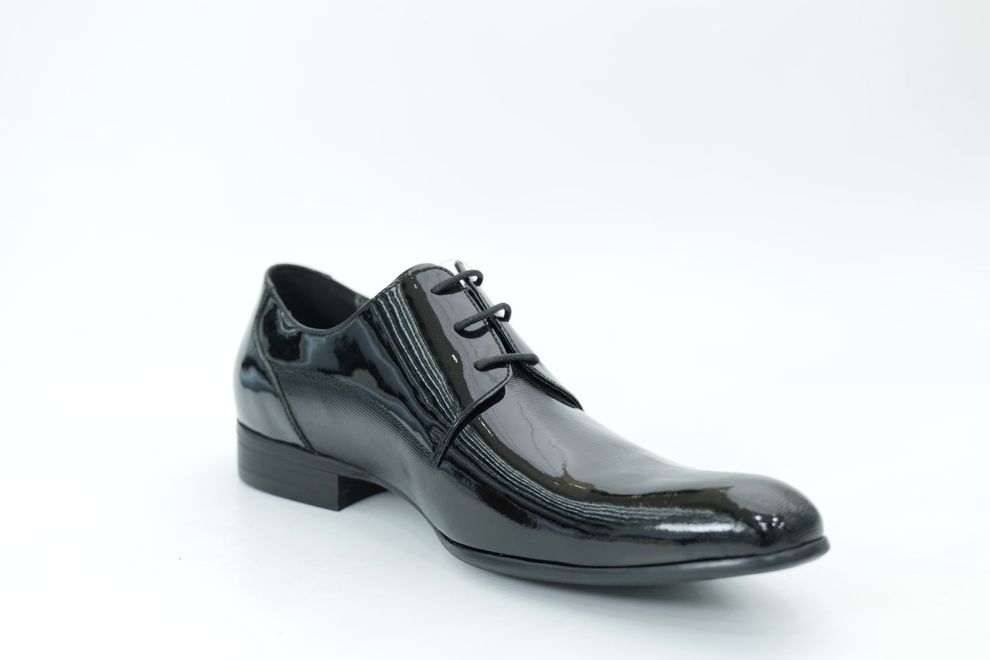 Derby shoes
