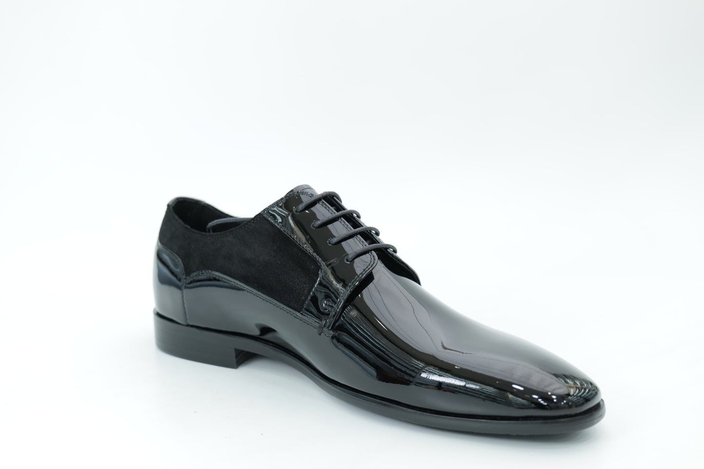 Derby shoes