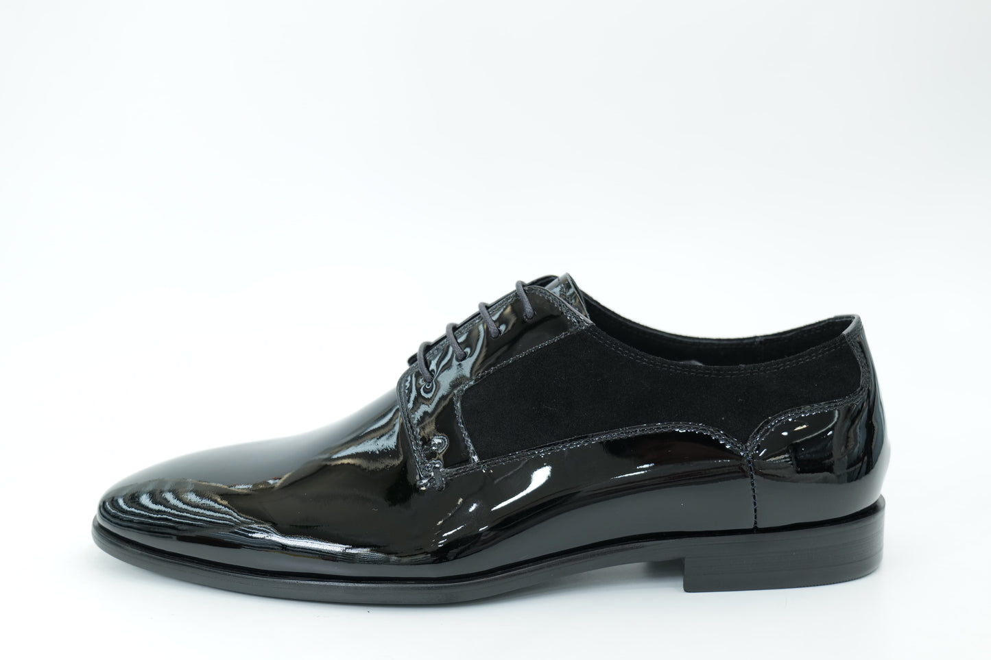 Derby shoes
