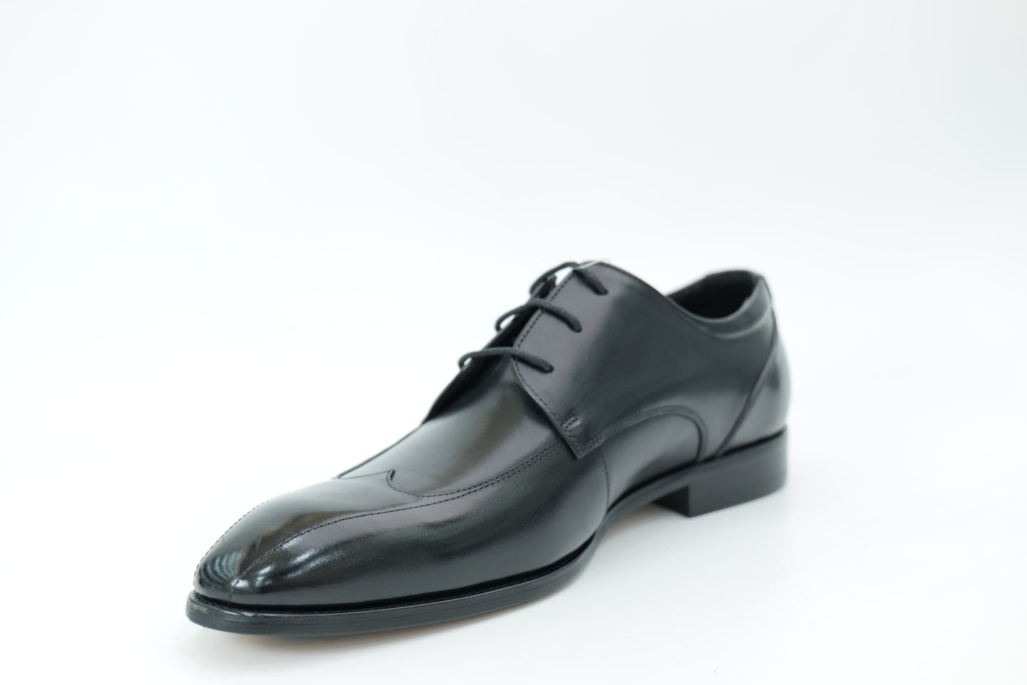 Derby shoes