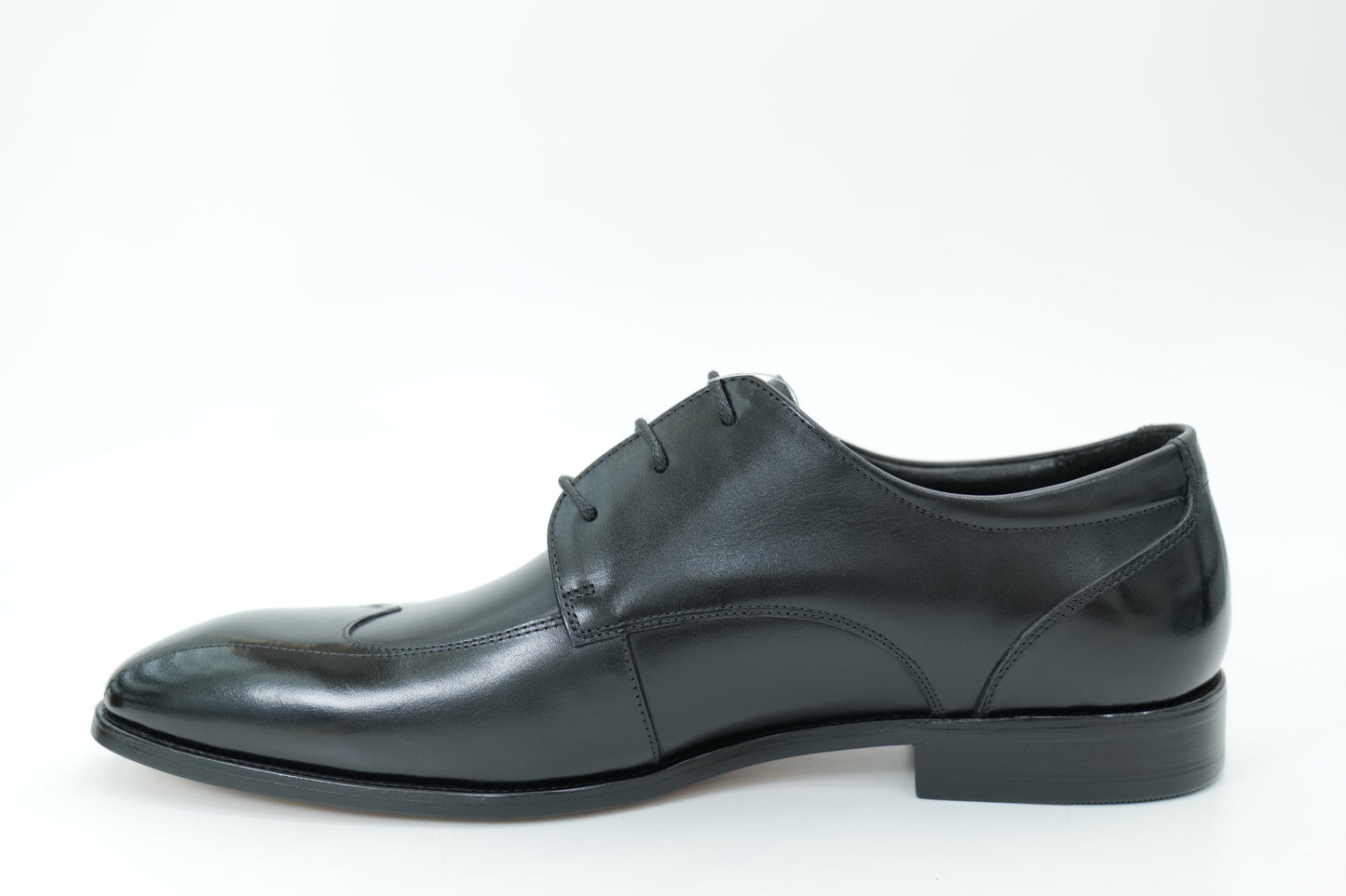 Derby shoes