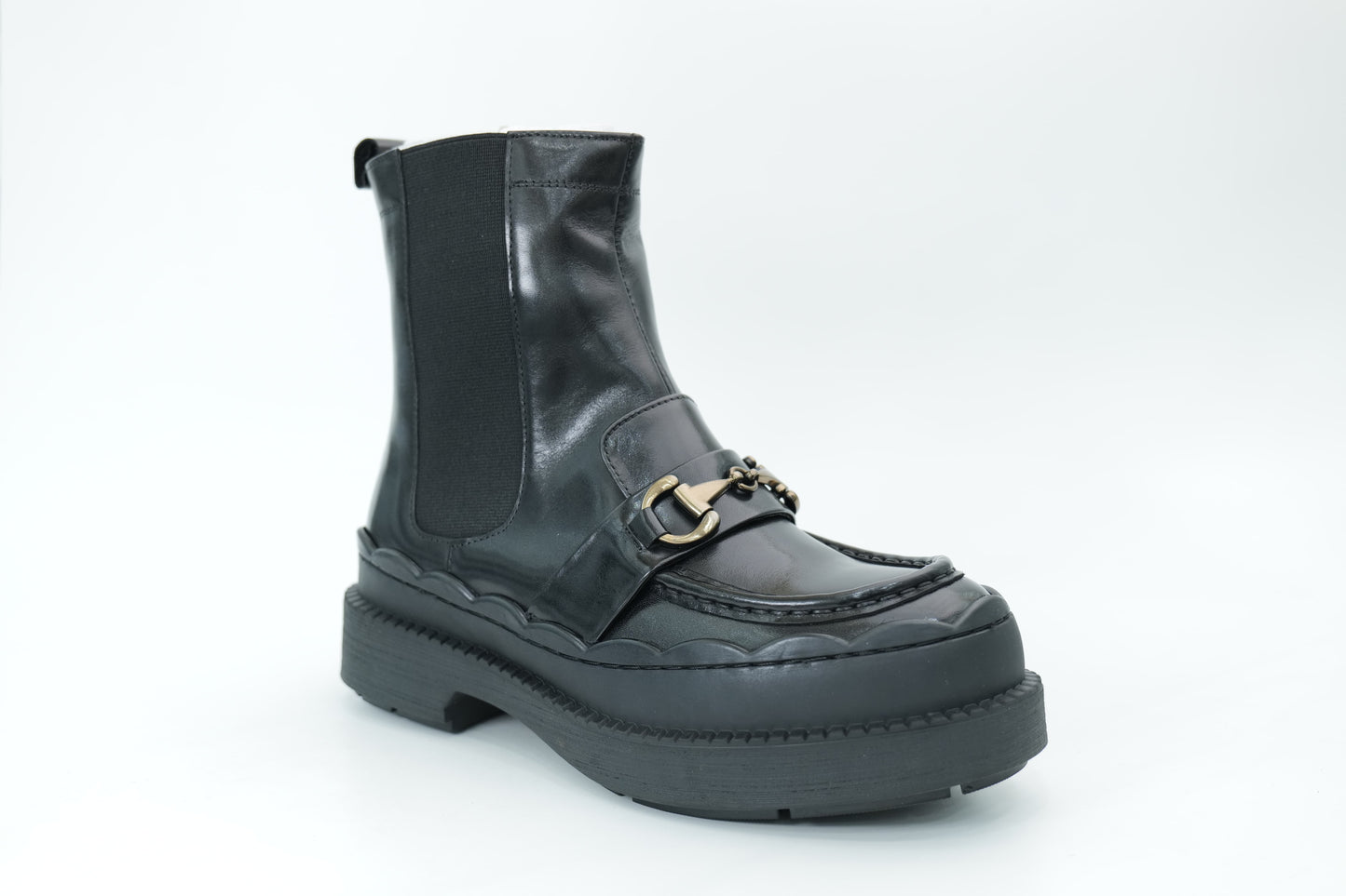 Platform shoes
