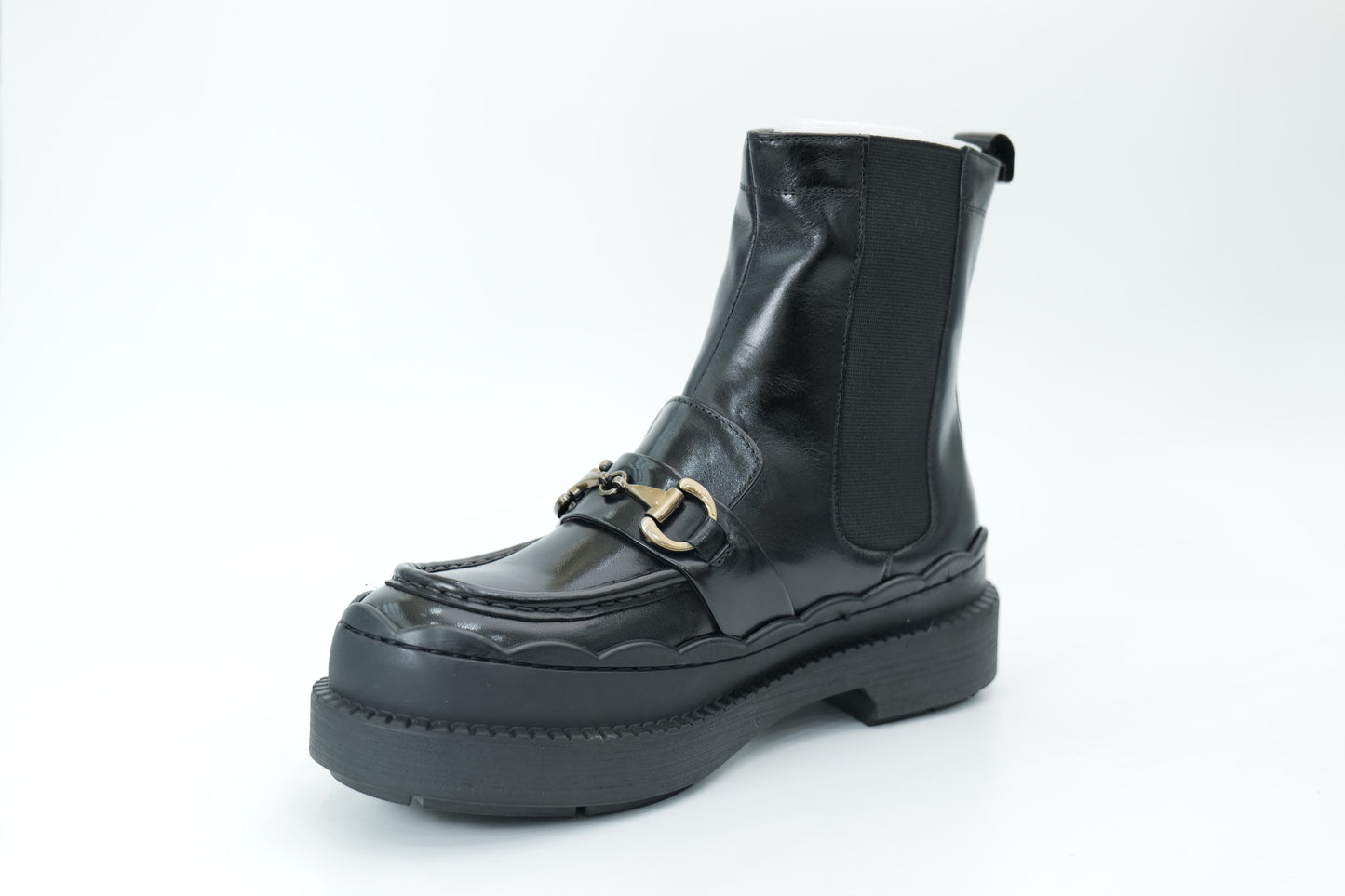 Platform shoes