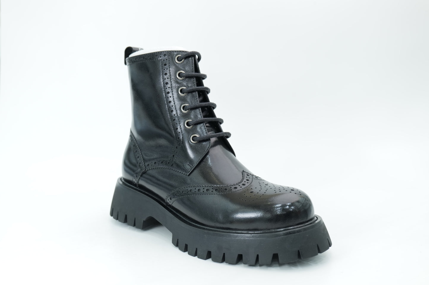 Platform shoes