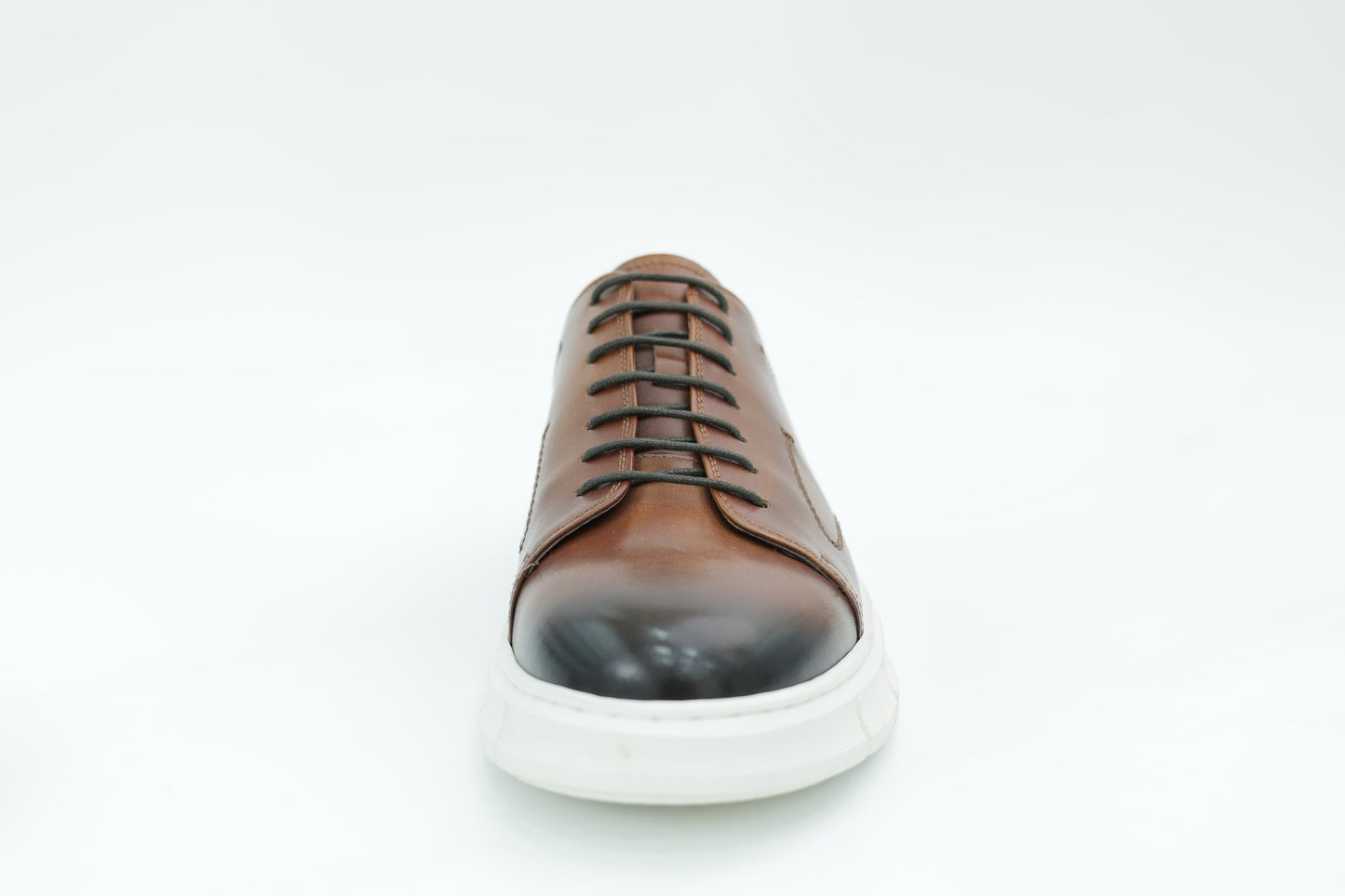Casual sneakers