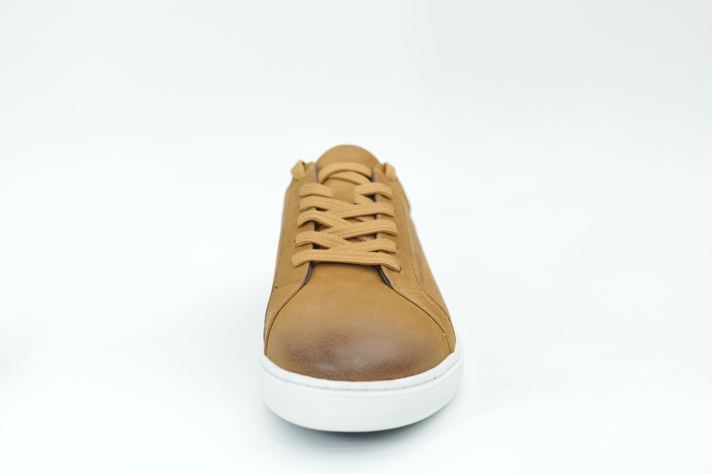 Casual sneakers