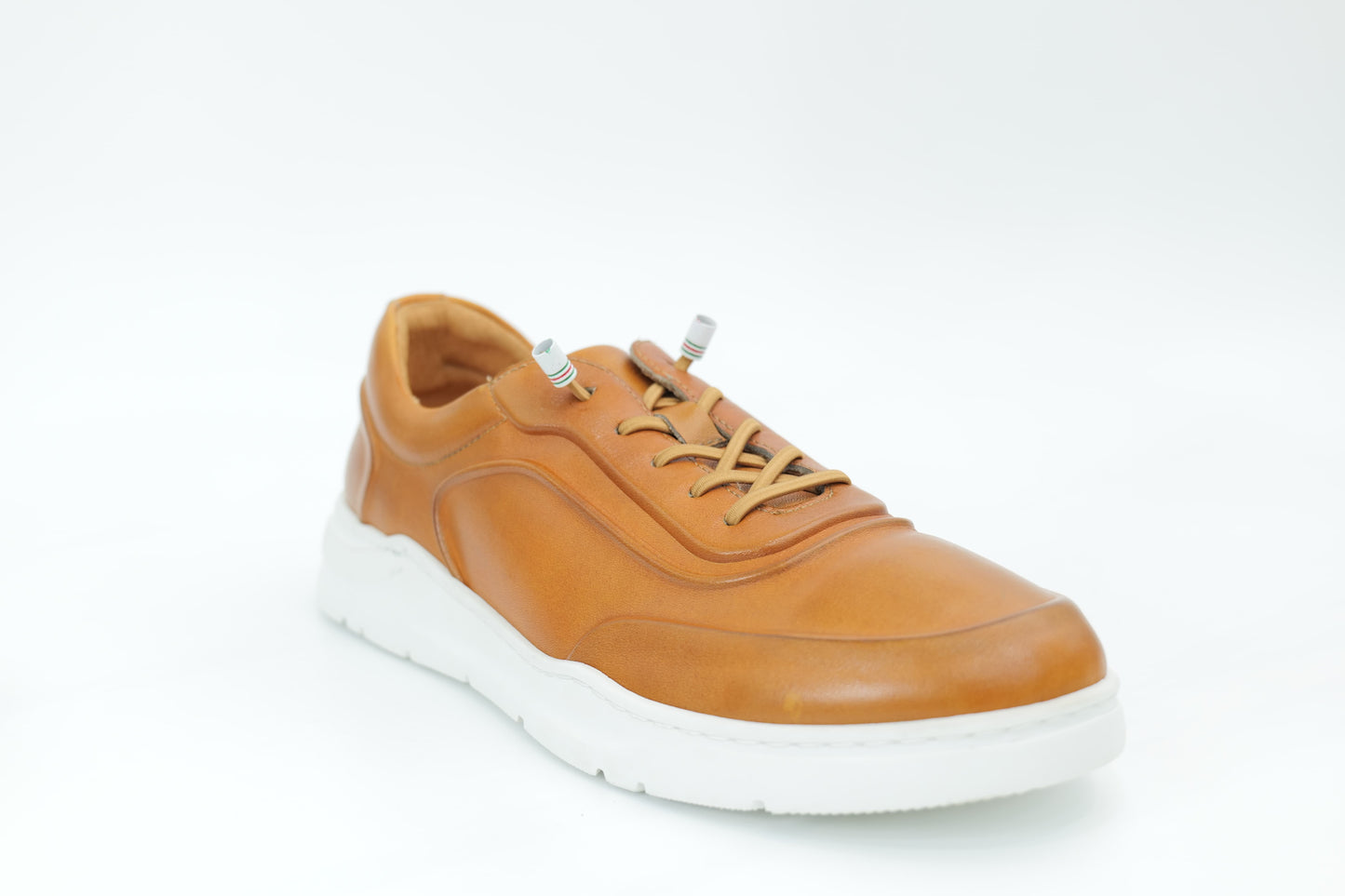 Casual sneakers