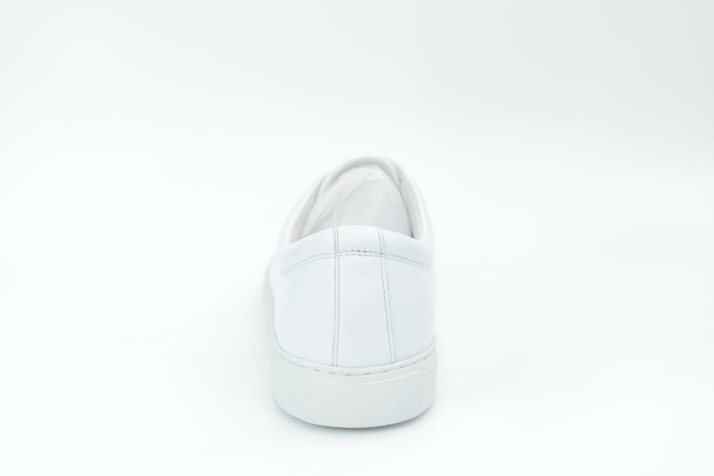 Casual sneakers