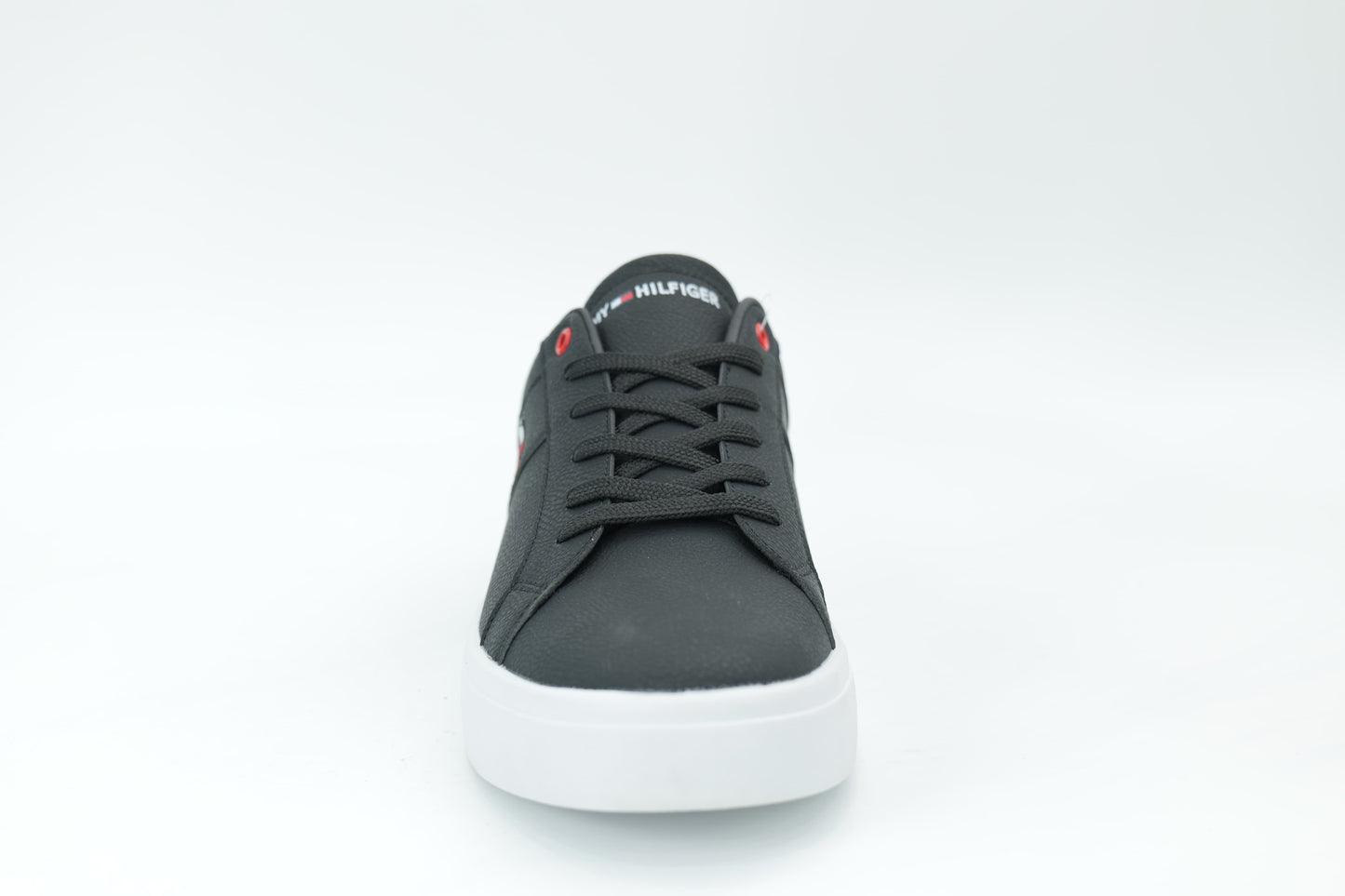 Casual sneakers