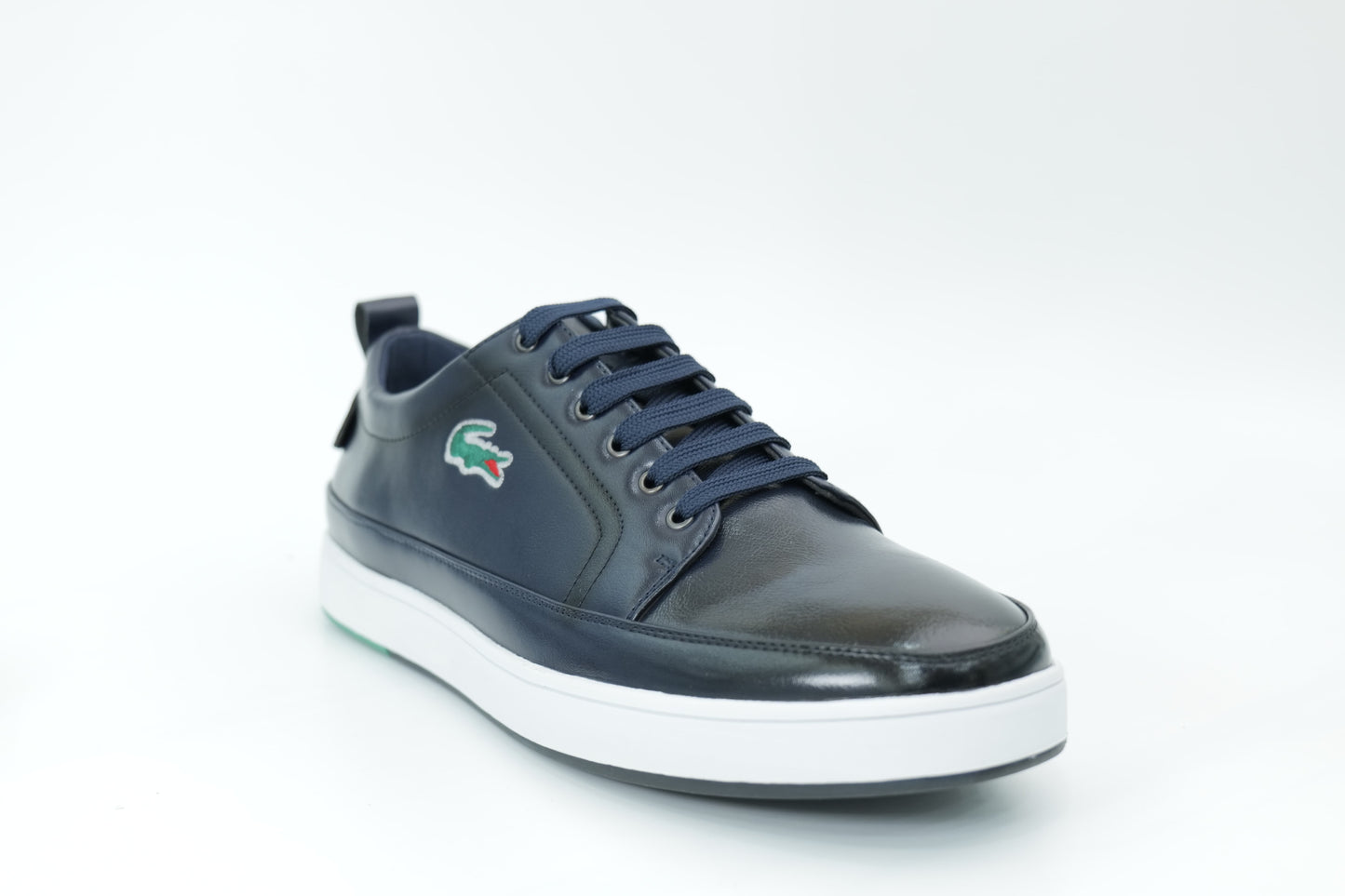 Casual sneakers