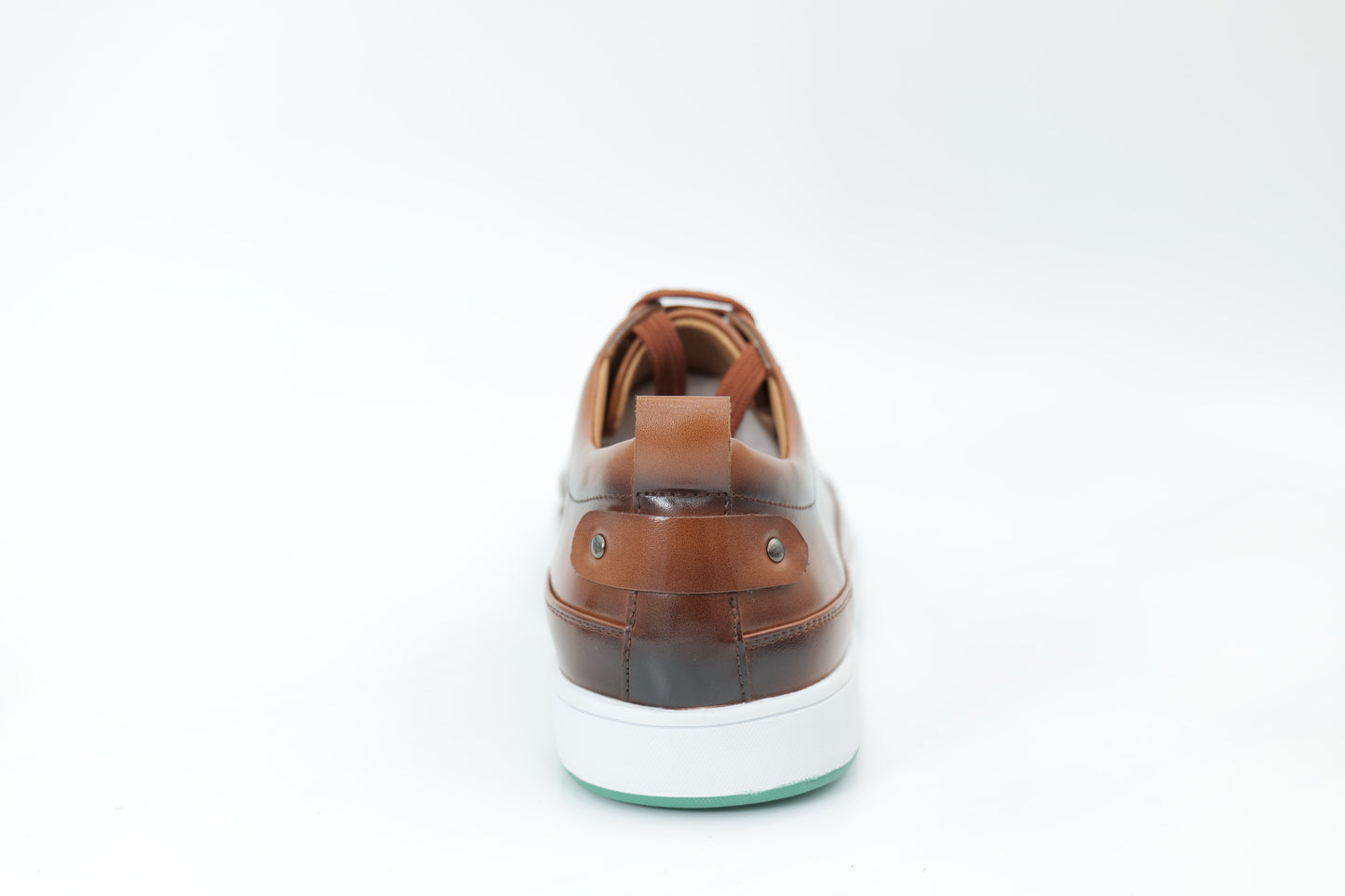 Casual sneakers