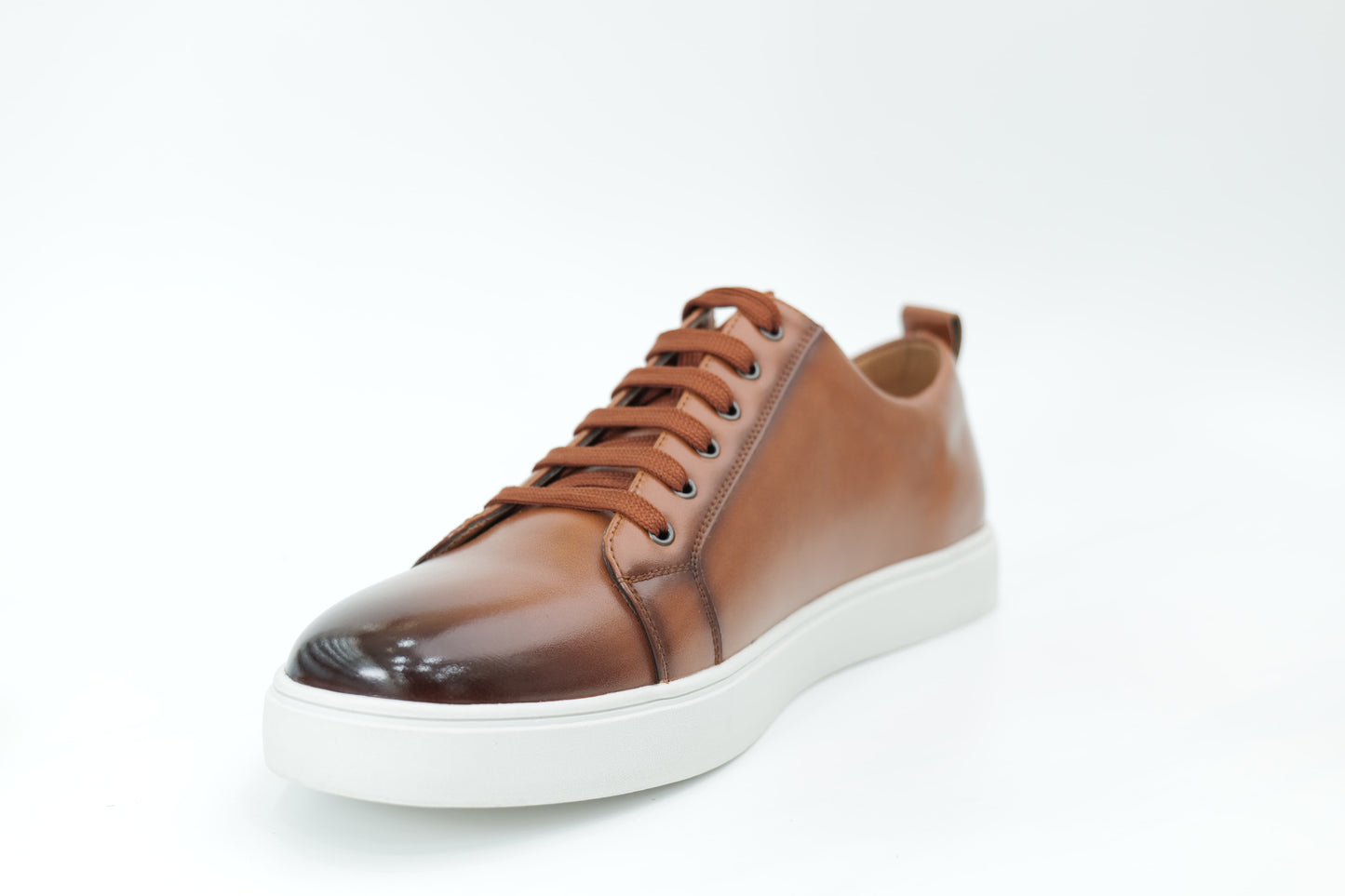 Casual sneakers
