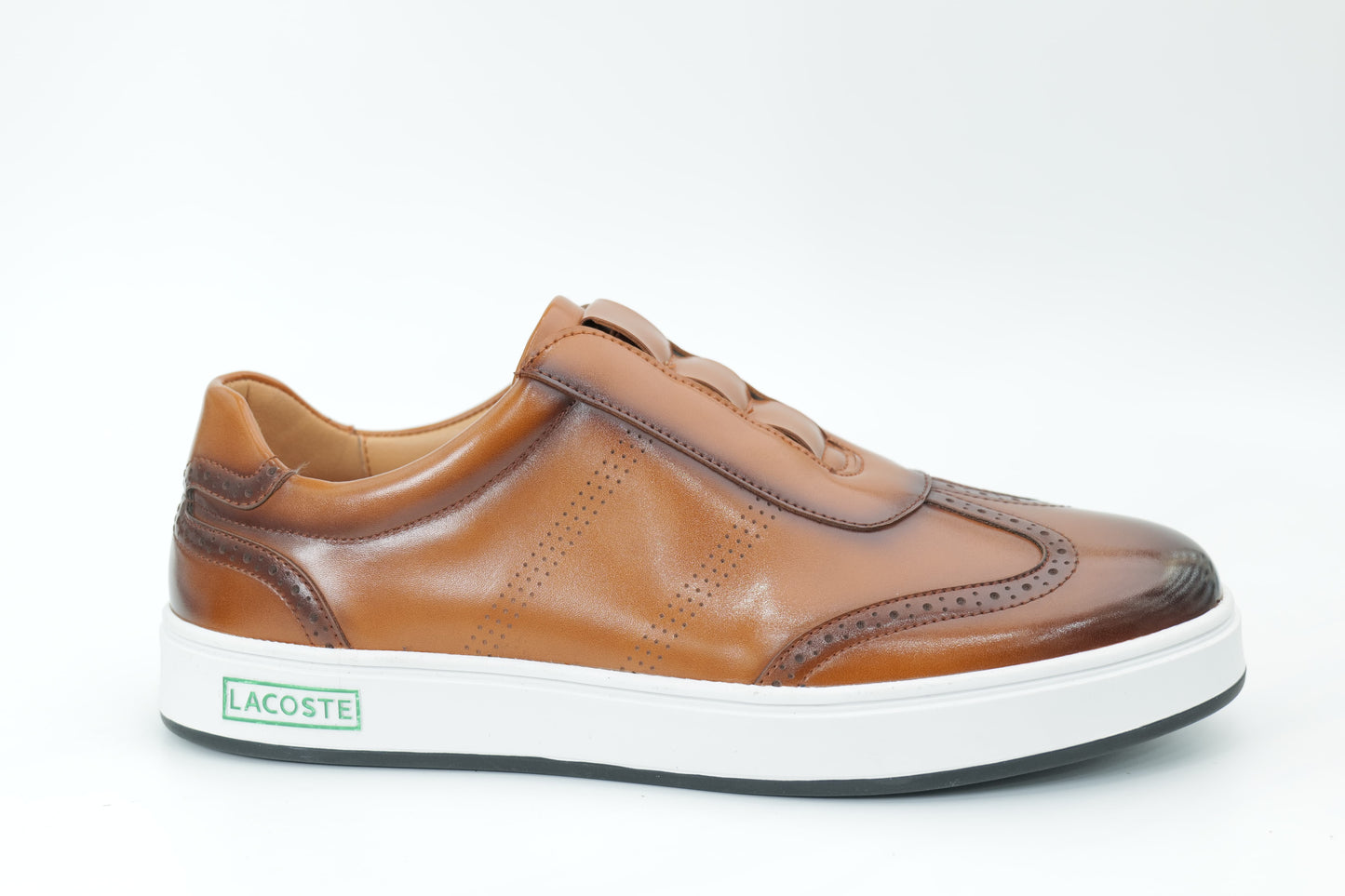 Casual sneakers