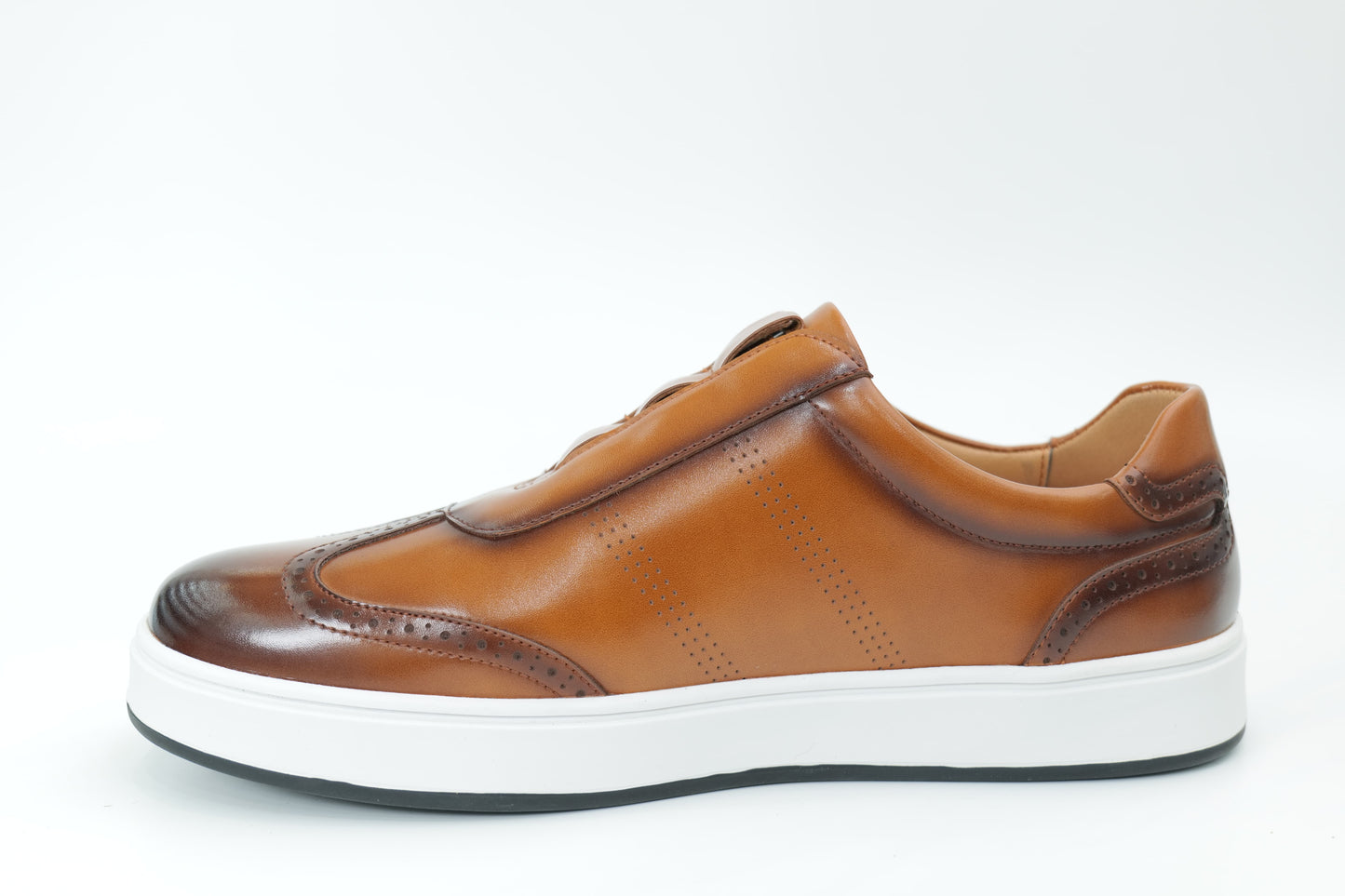 Casual sneakers