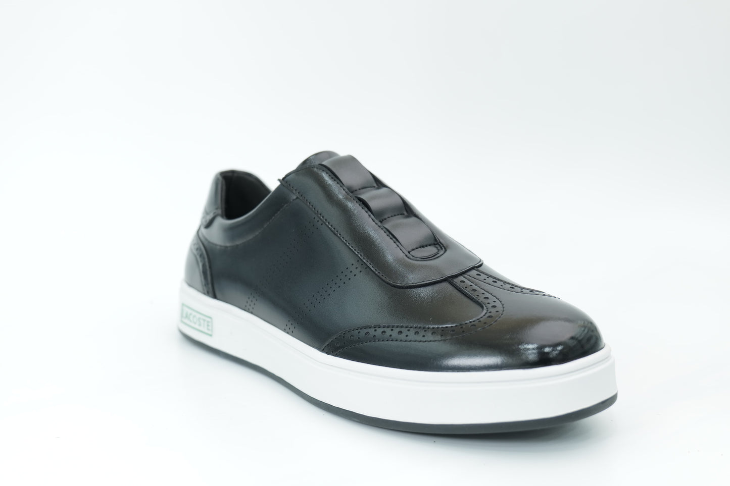 Casual sneakers