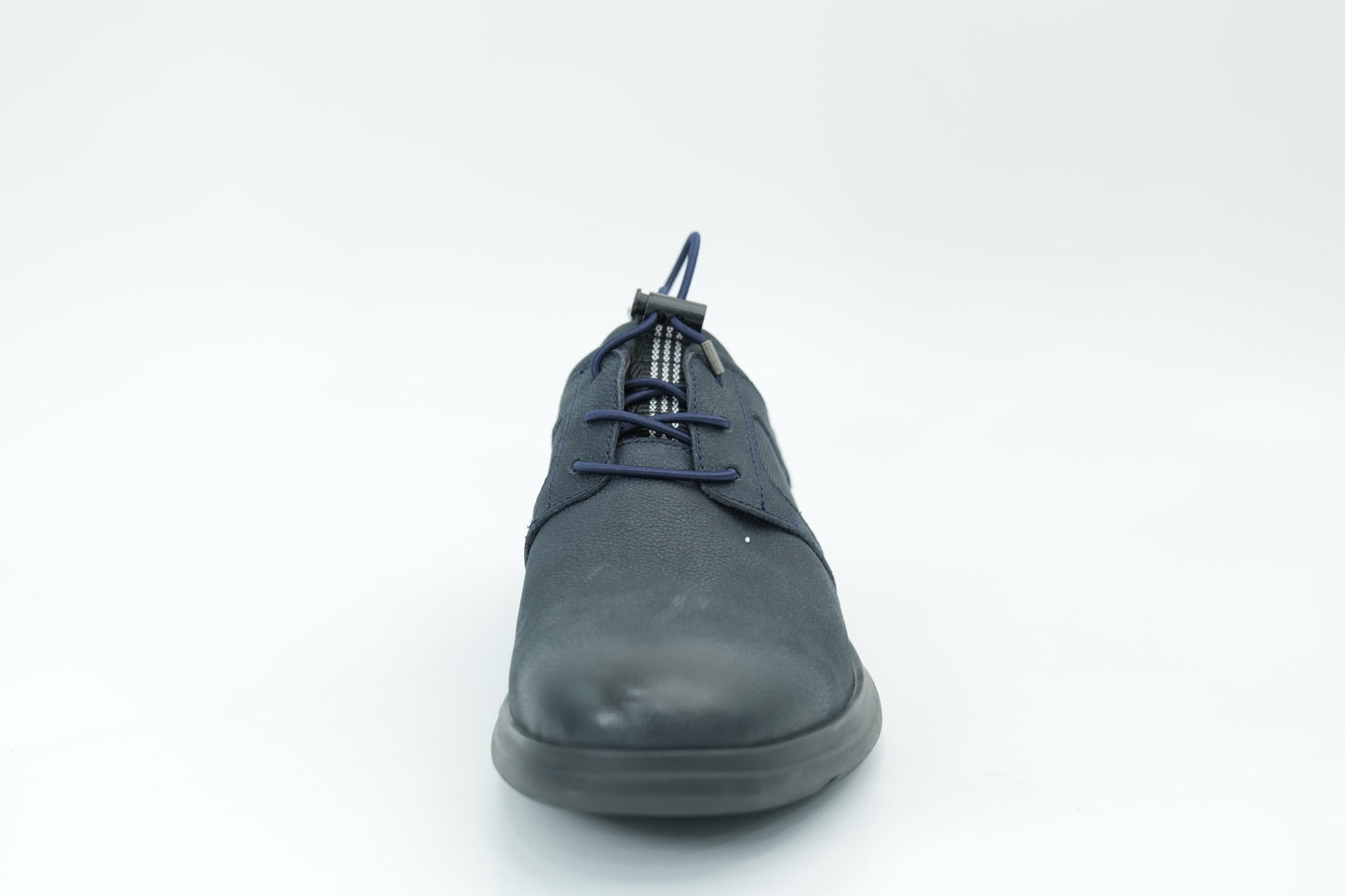 Casual shoes