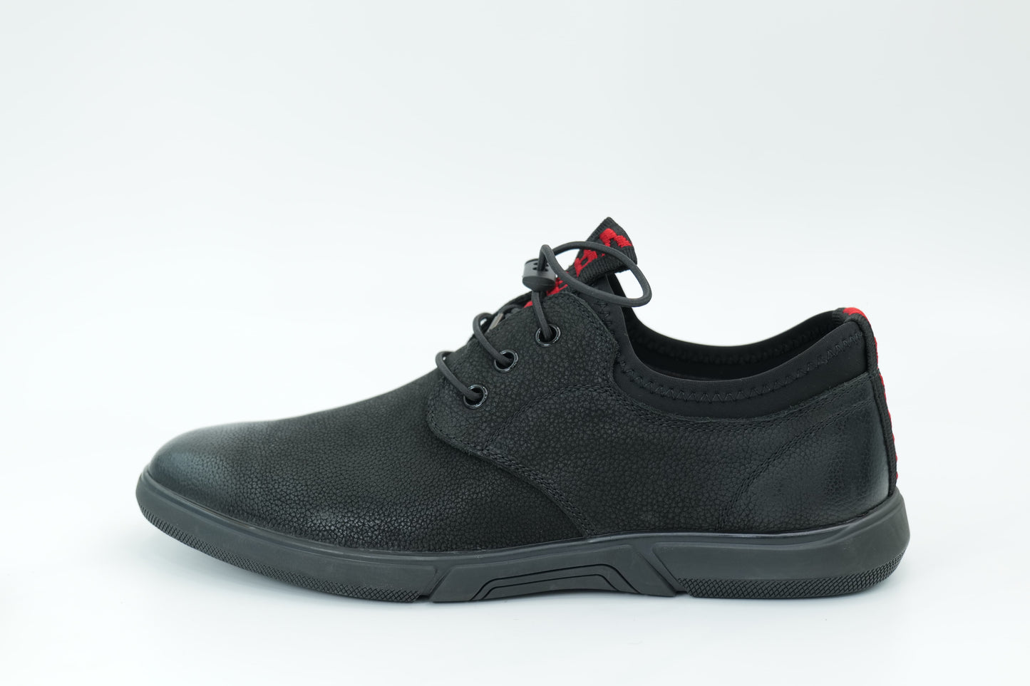 Casual shoes