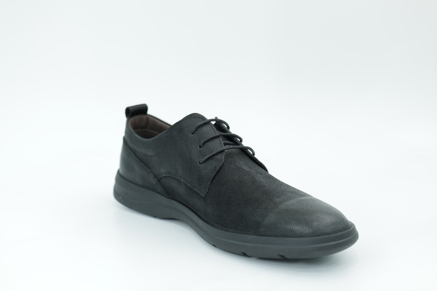 Casual shoes