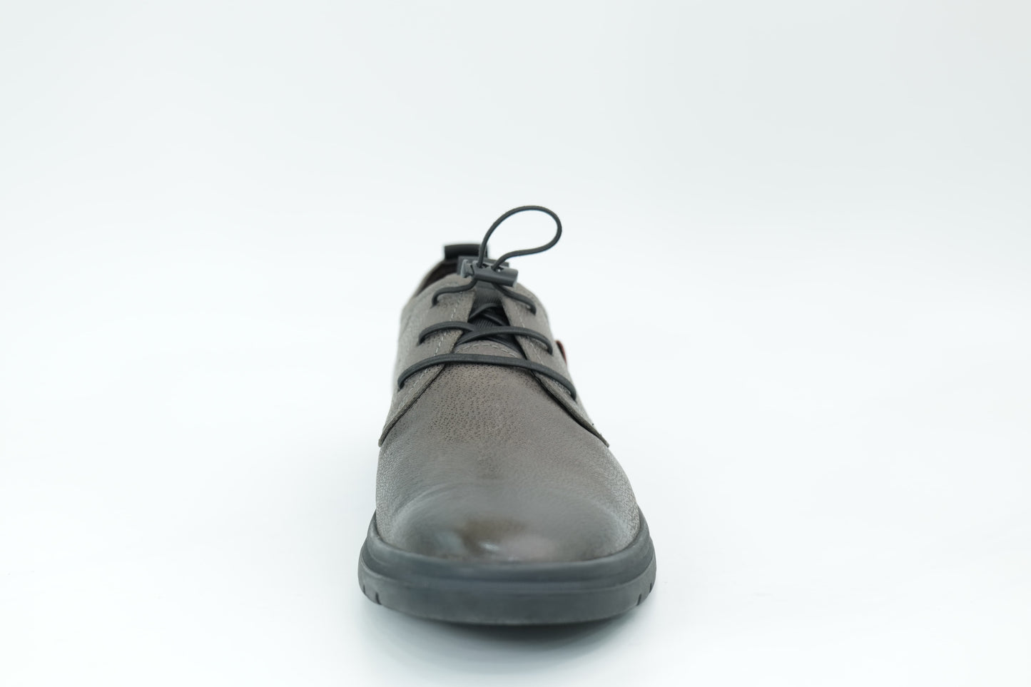 Casual shoes