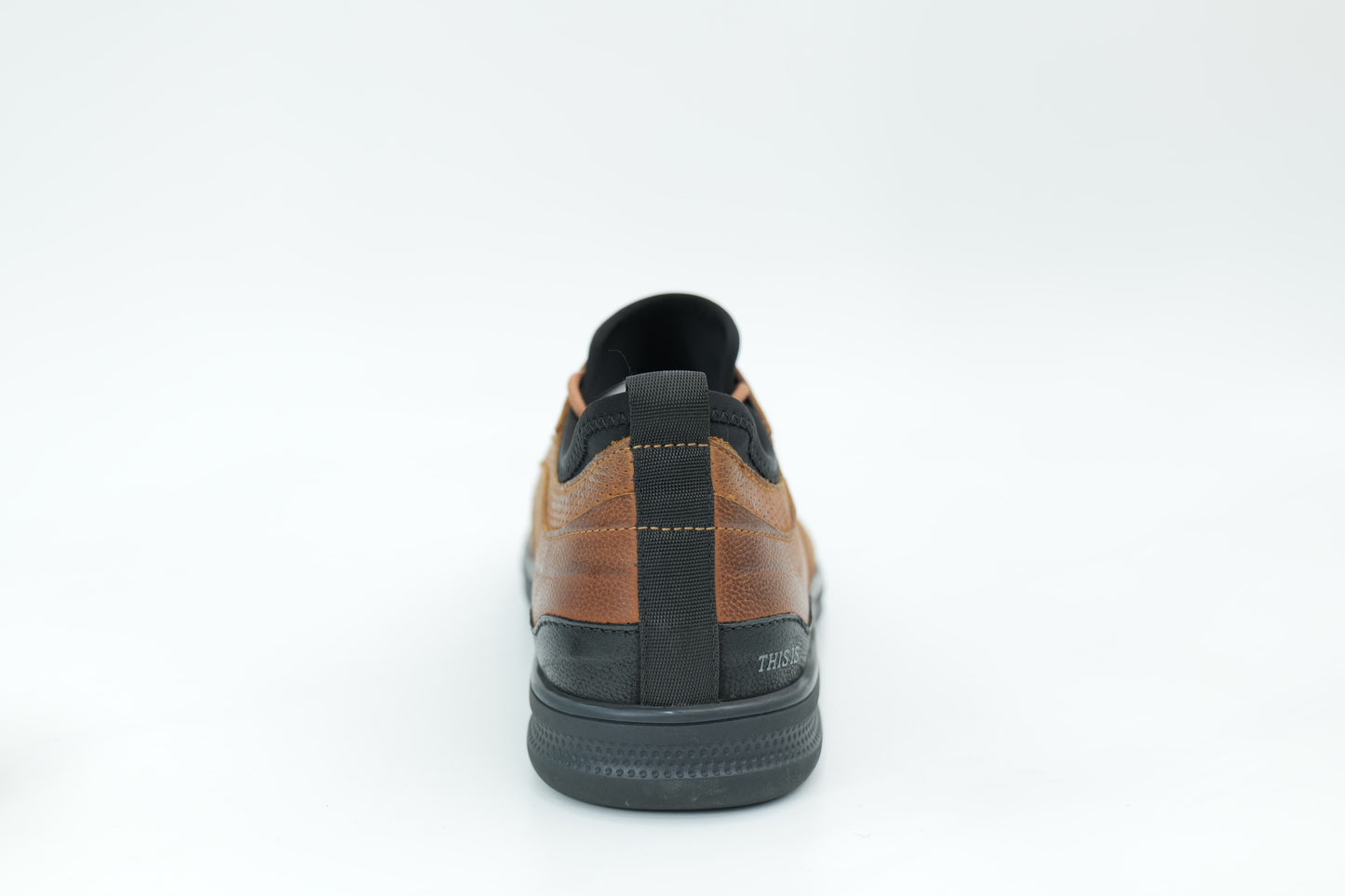 Casual shoes