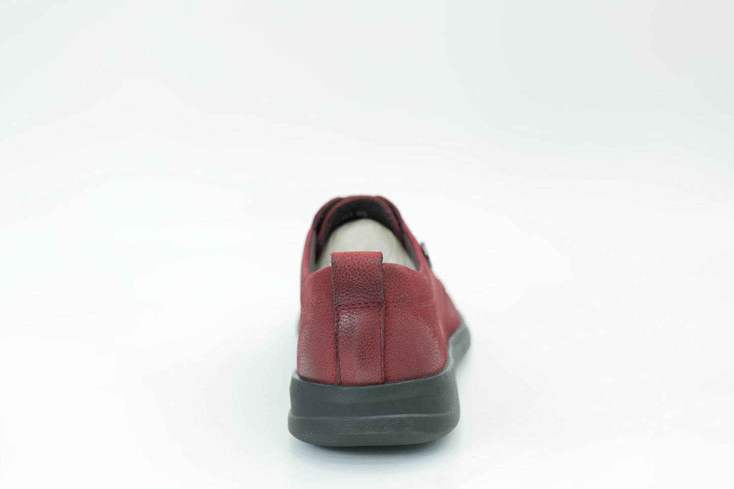Casual shoes