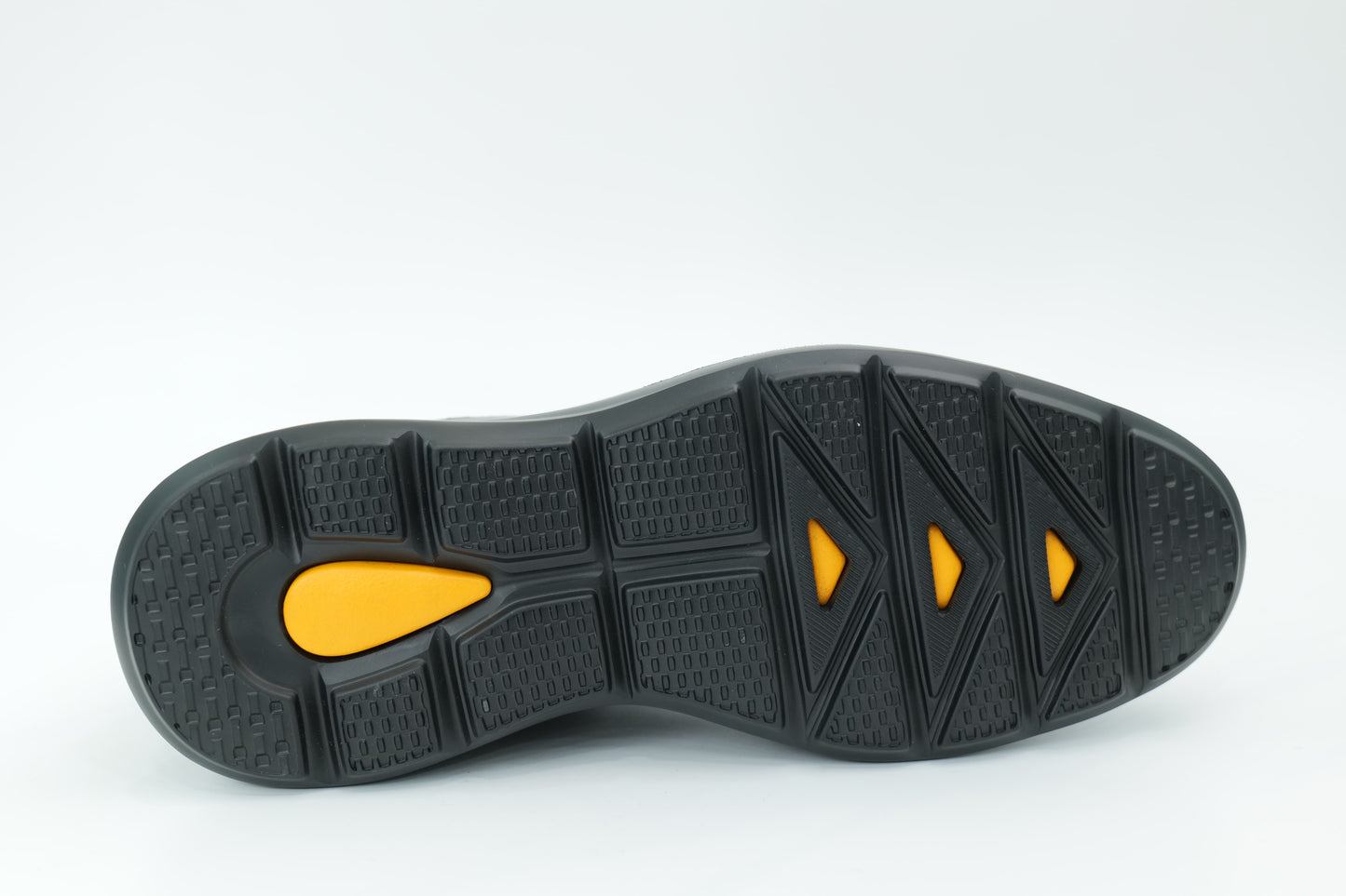 Casual shoes
