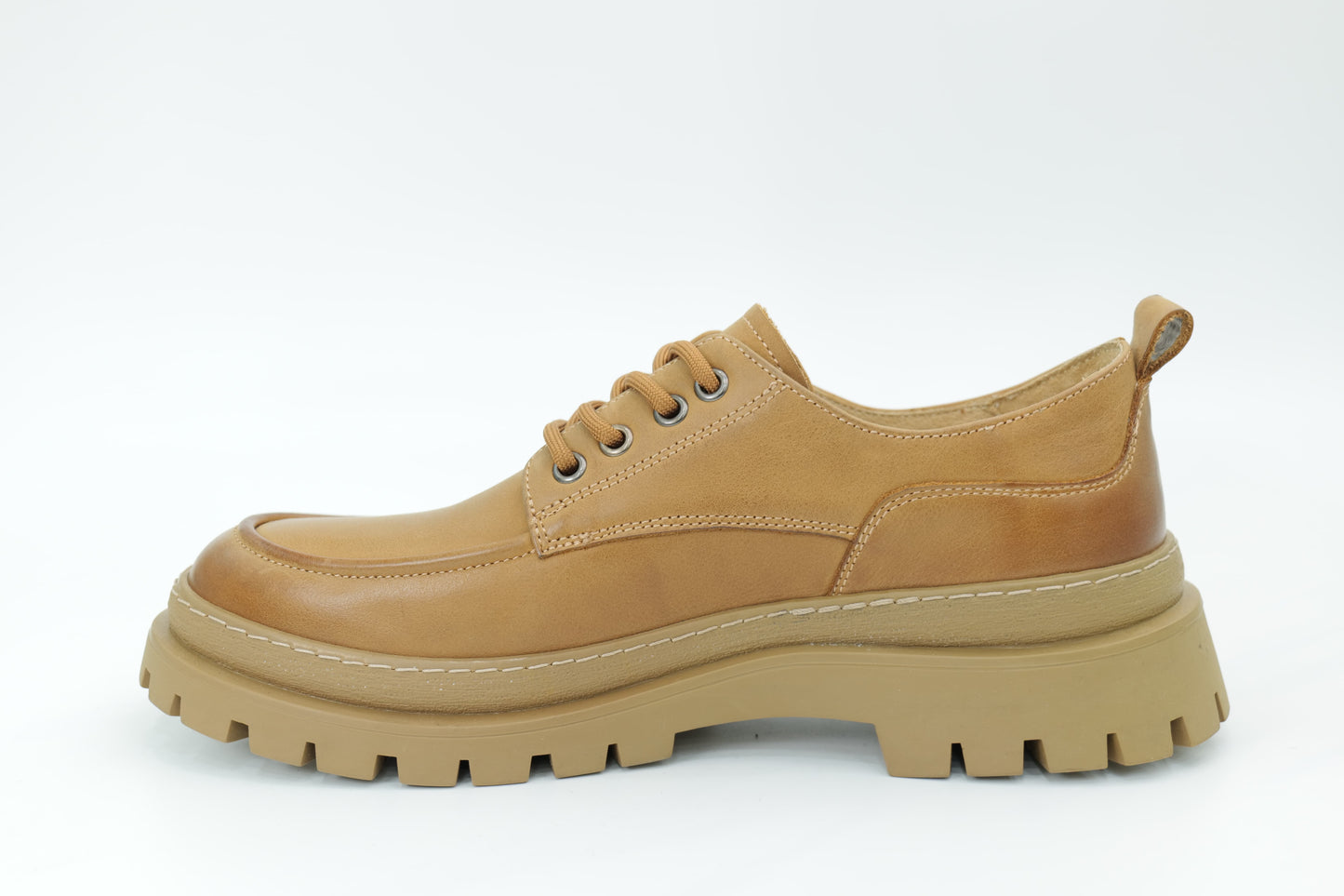 Casual shoes