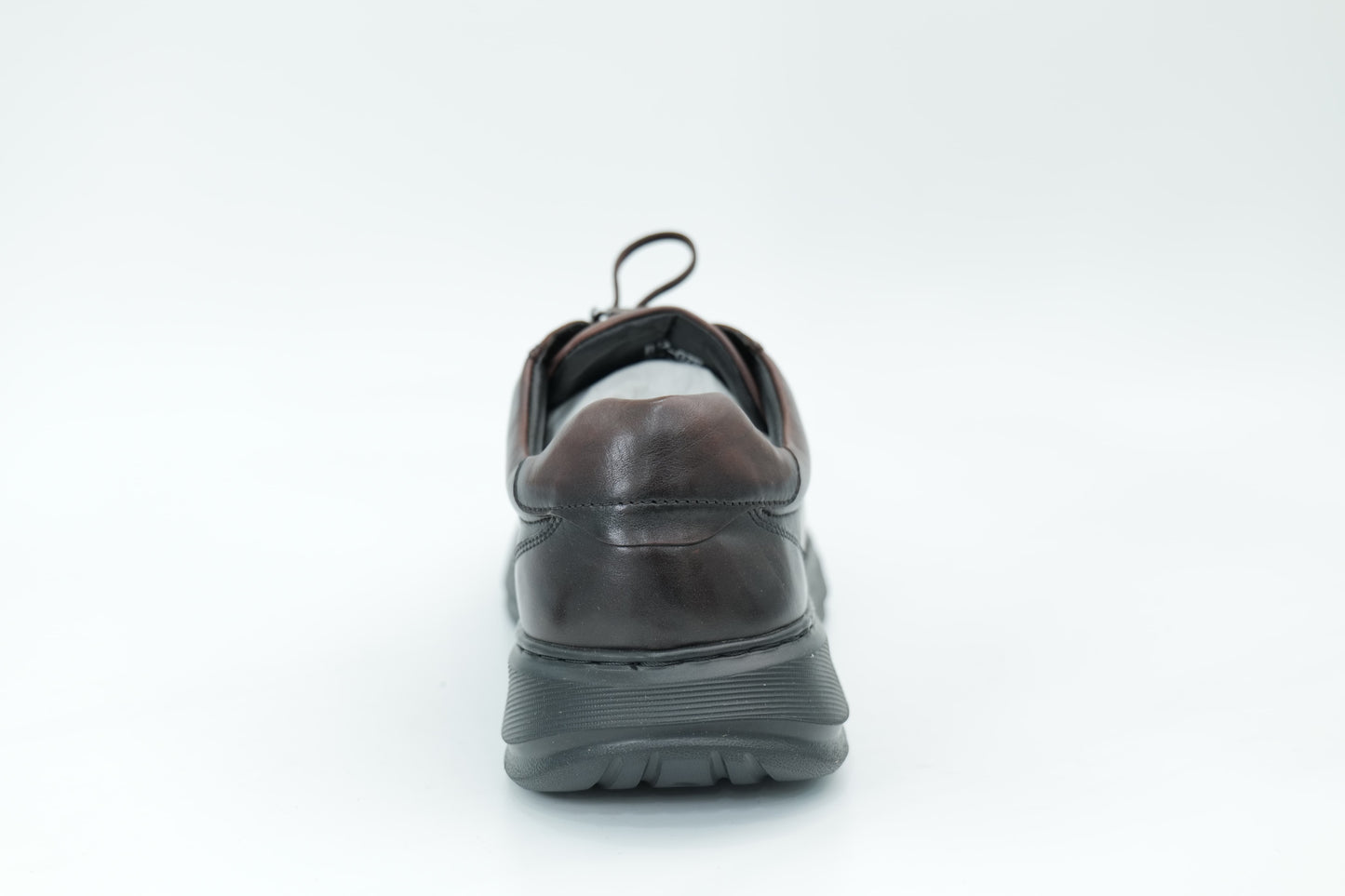 Casual shoes