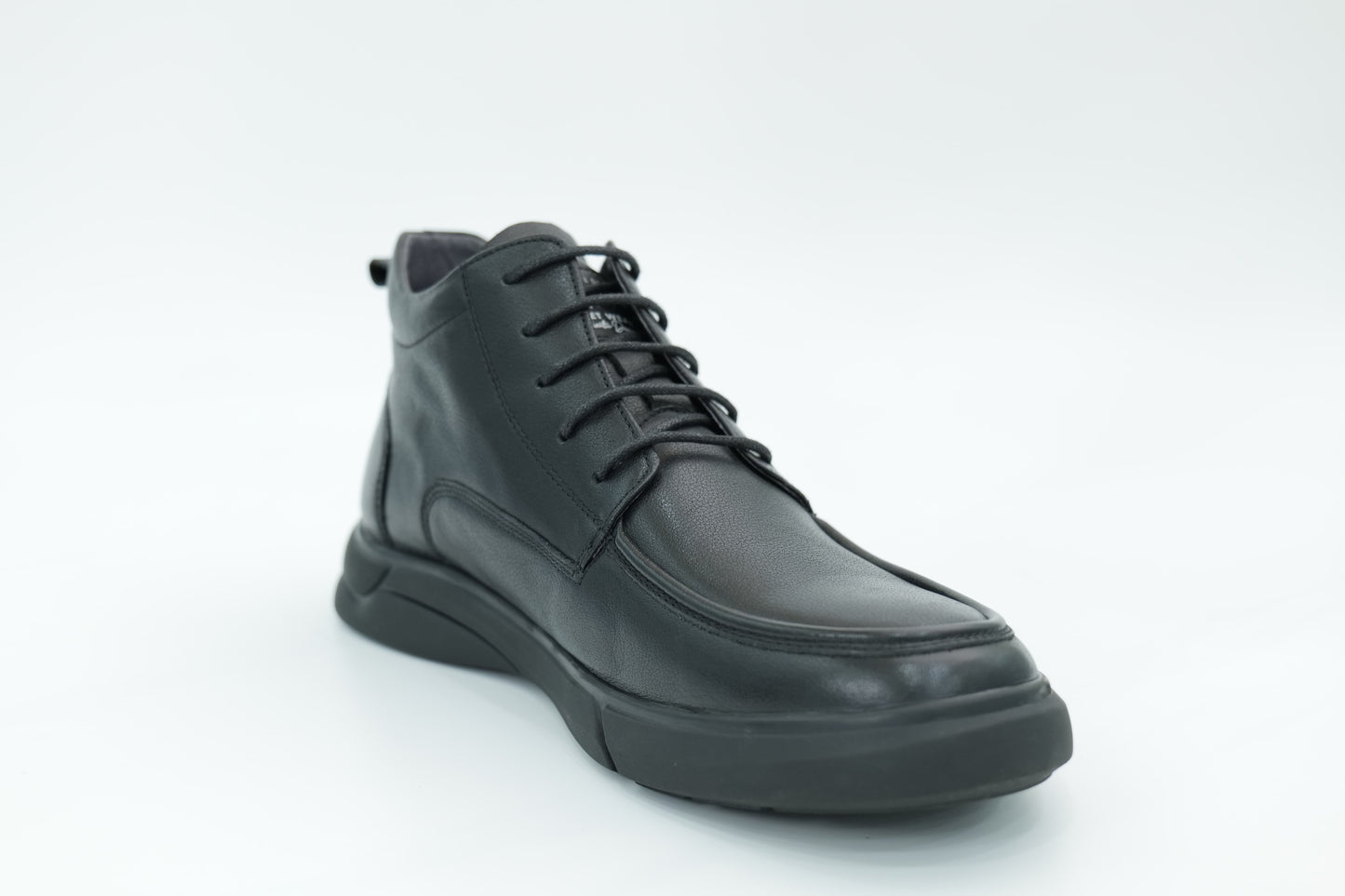 Casual shoes