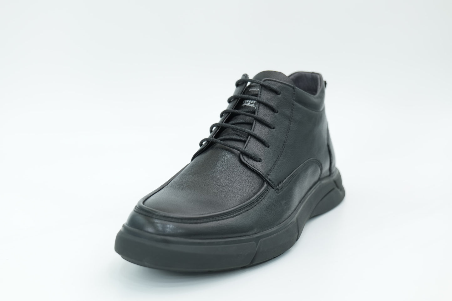 Casual shoes