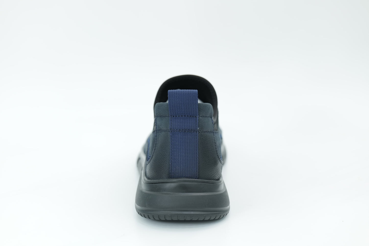 Casual shoes