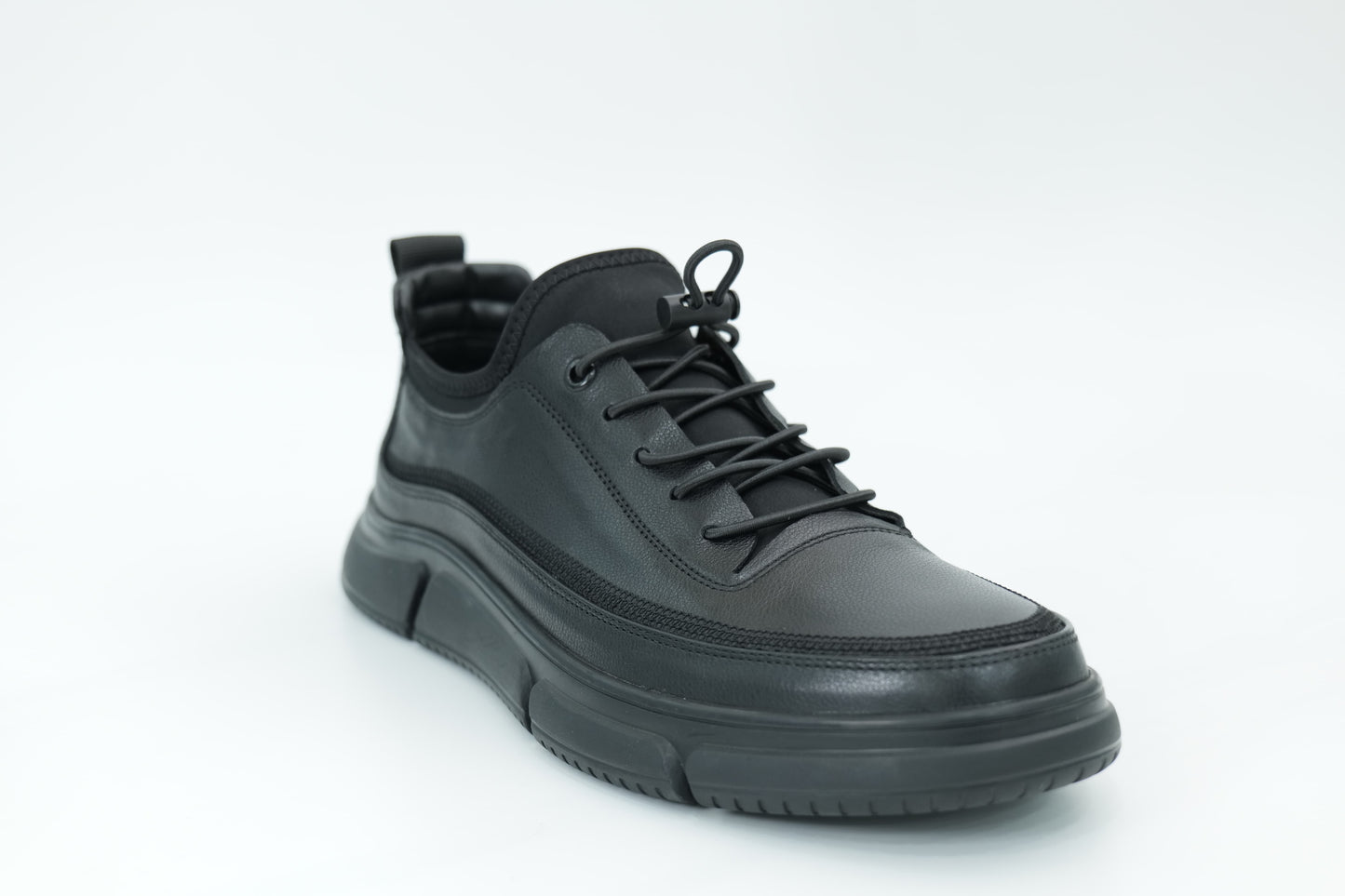 Casual shoes
