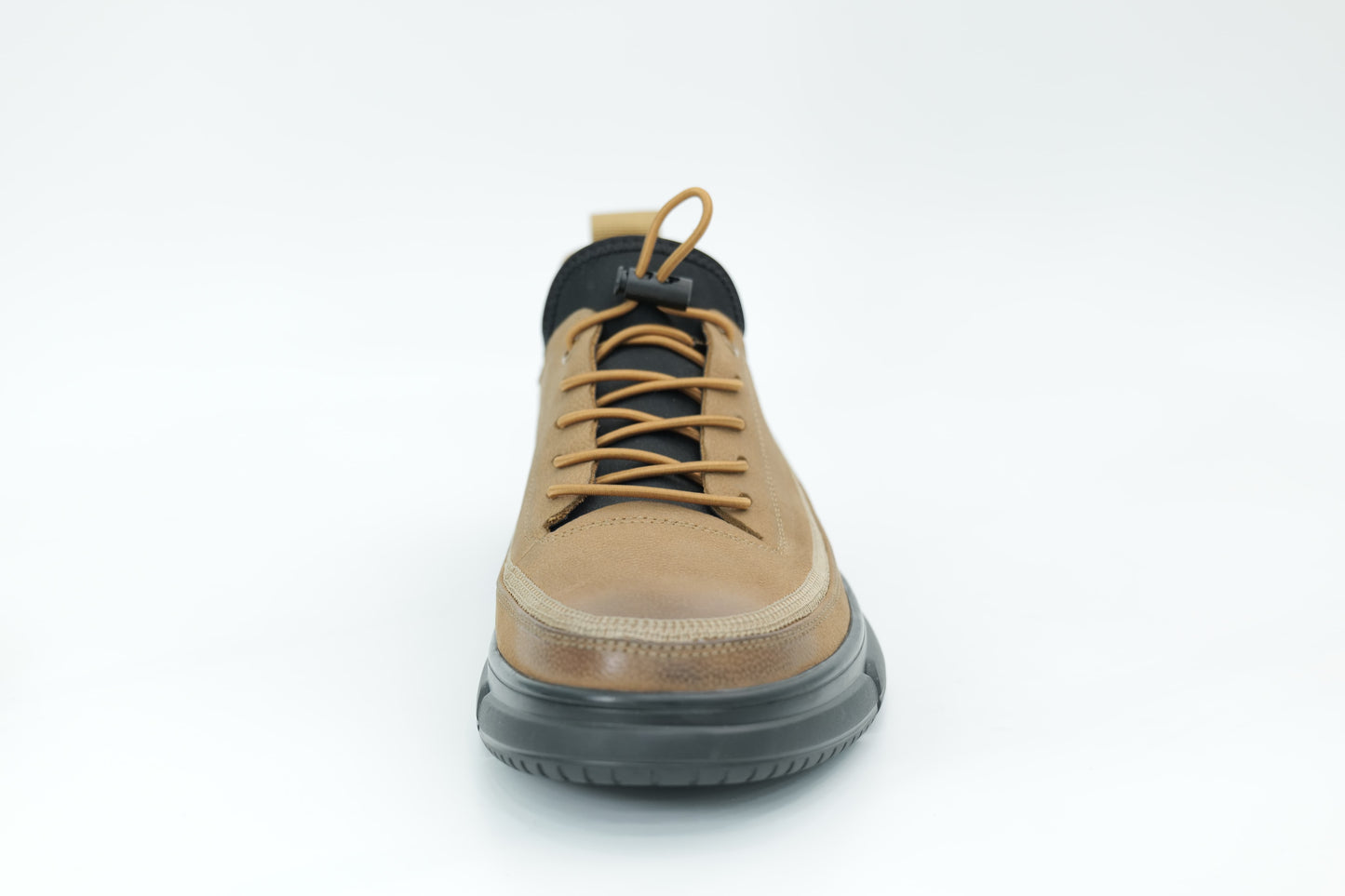 Casual shoes