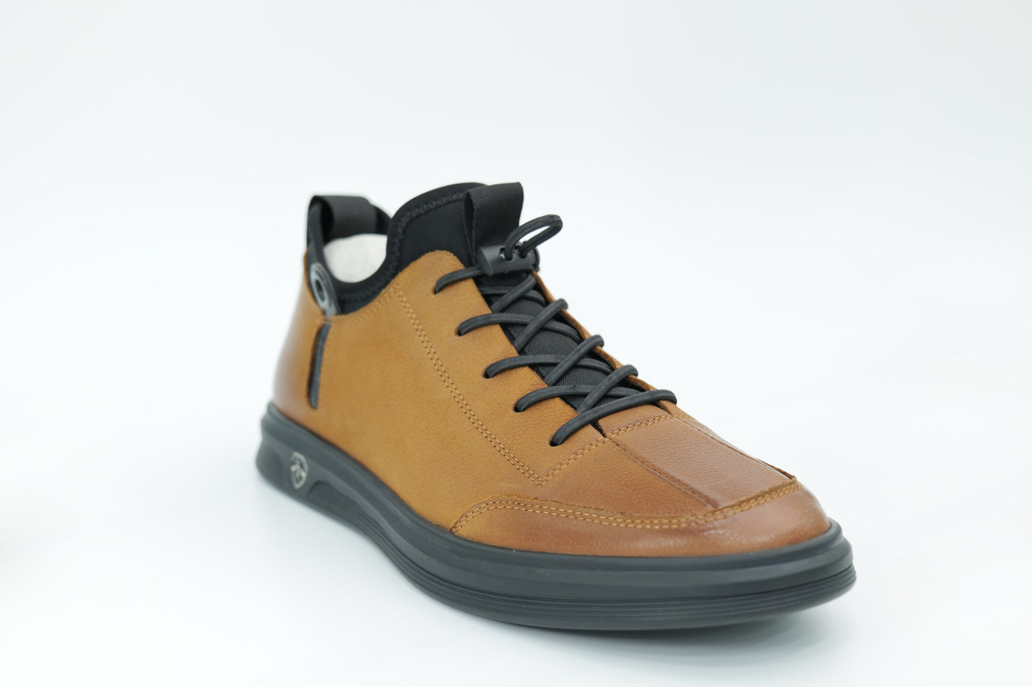 Casual shoes
