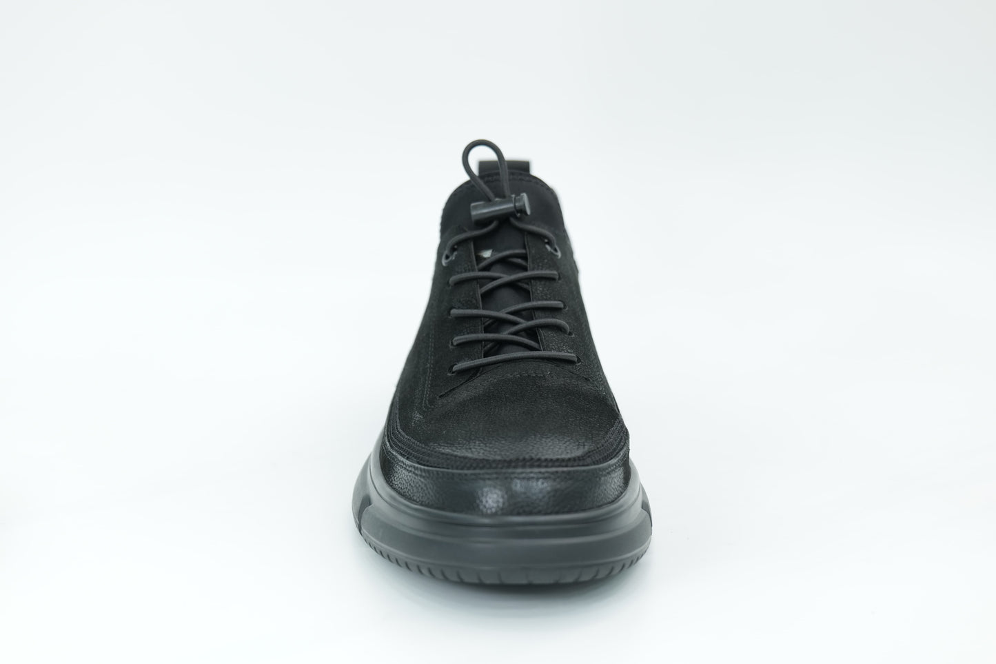 Casual shoes