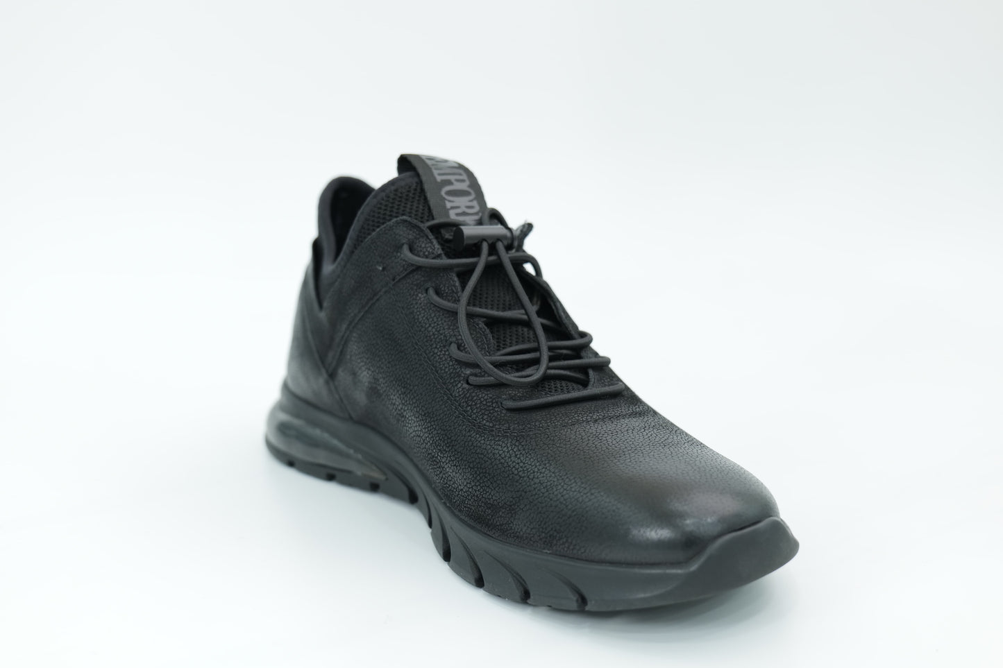 Casual shoes
