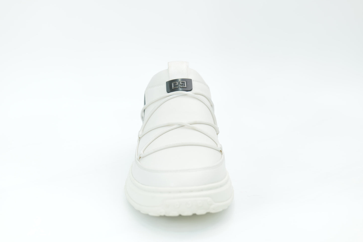Casual shoes