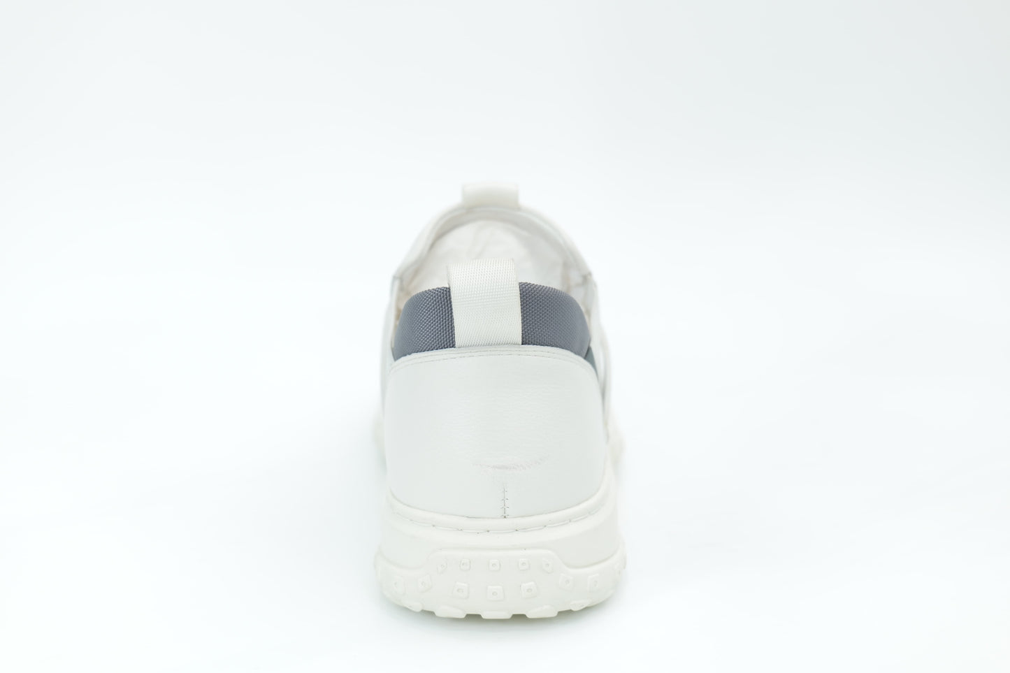 Casual shoes