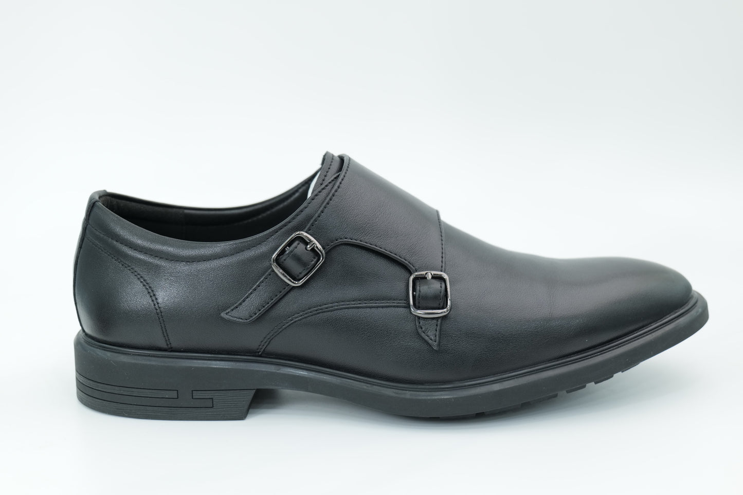 Casual shoes