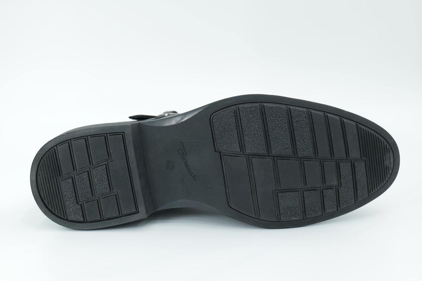 Casual shoes