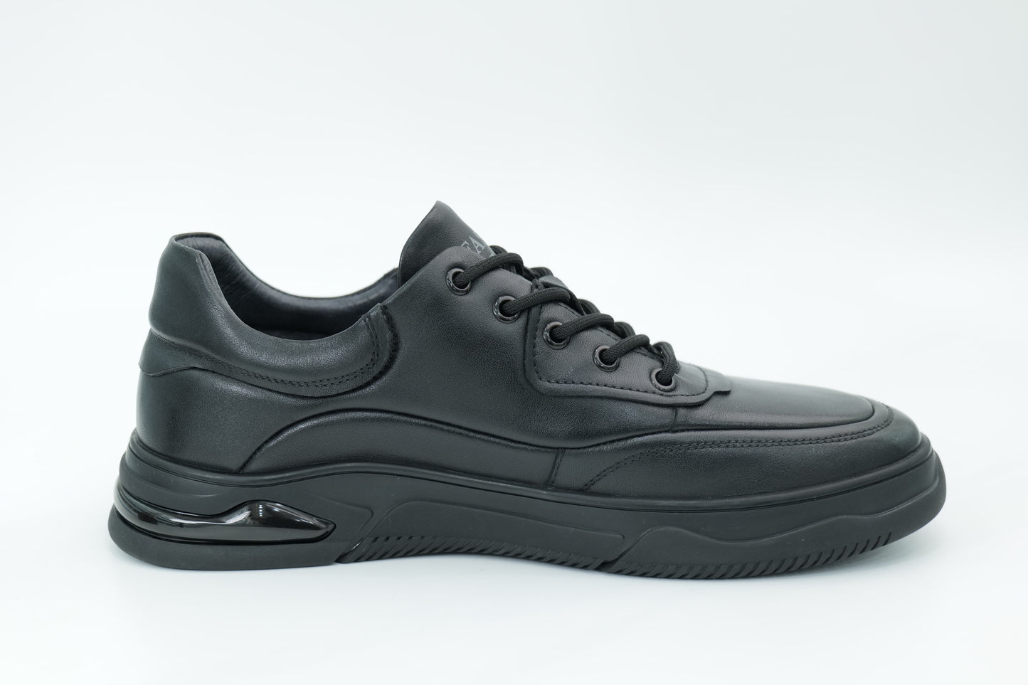 Casual shoes
