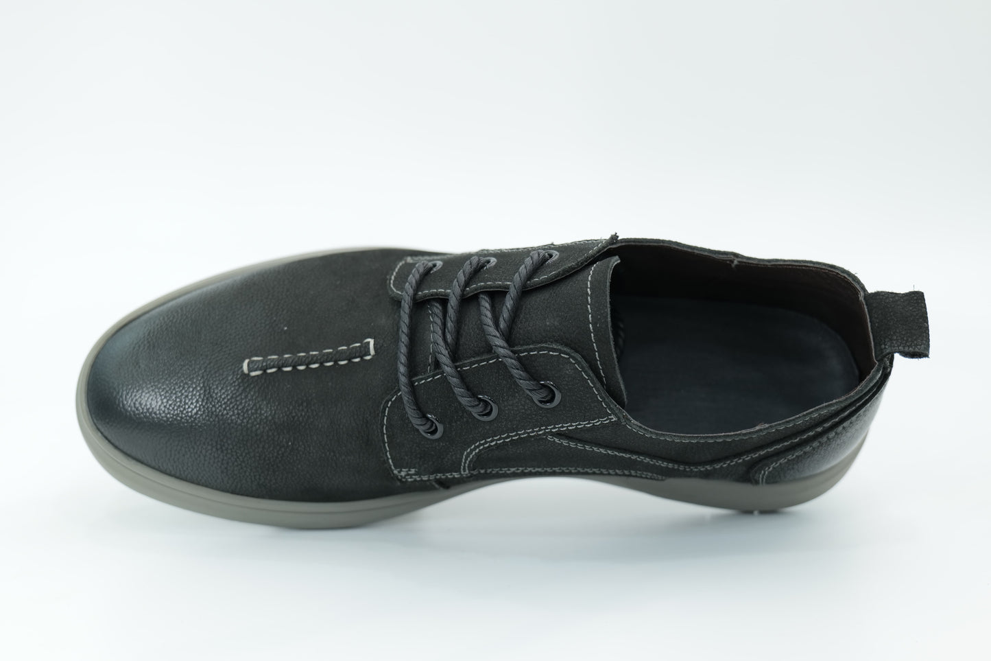 Casual shoes