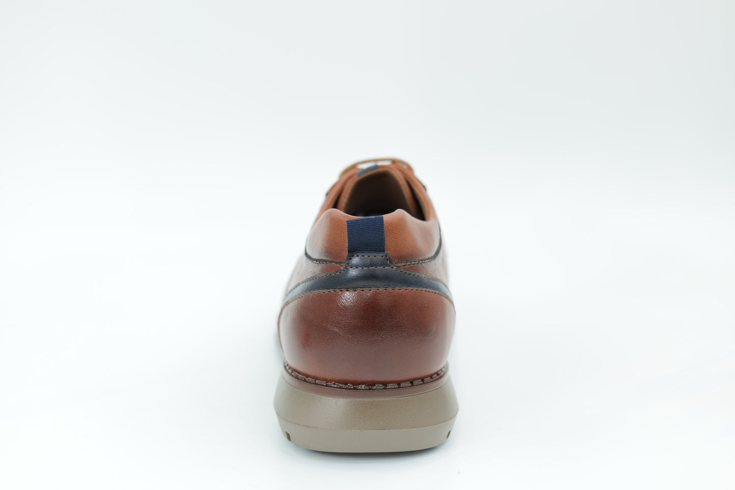 Casual shoes