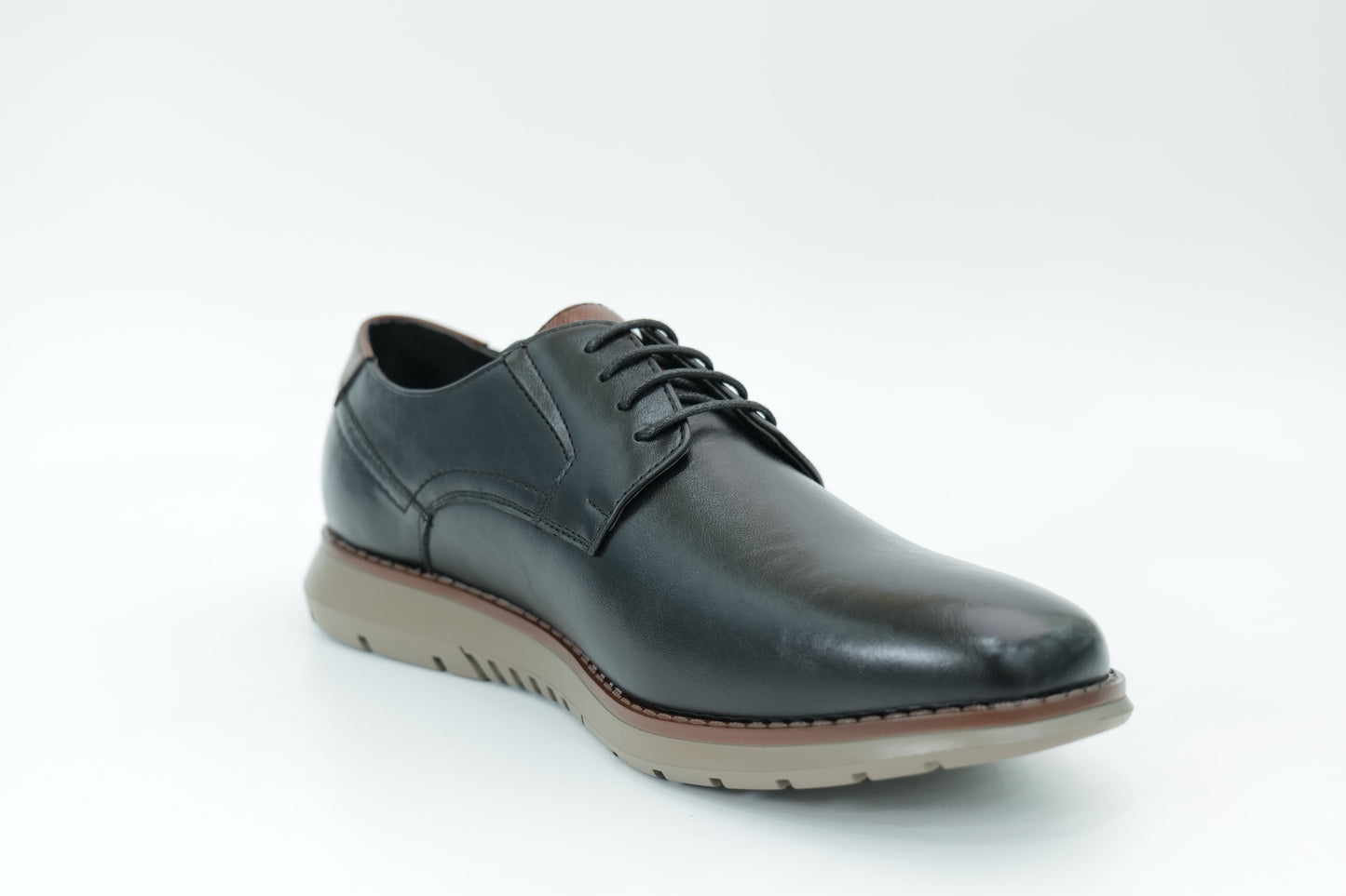 Casual shoes