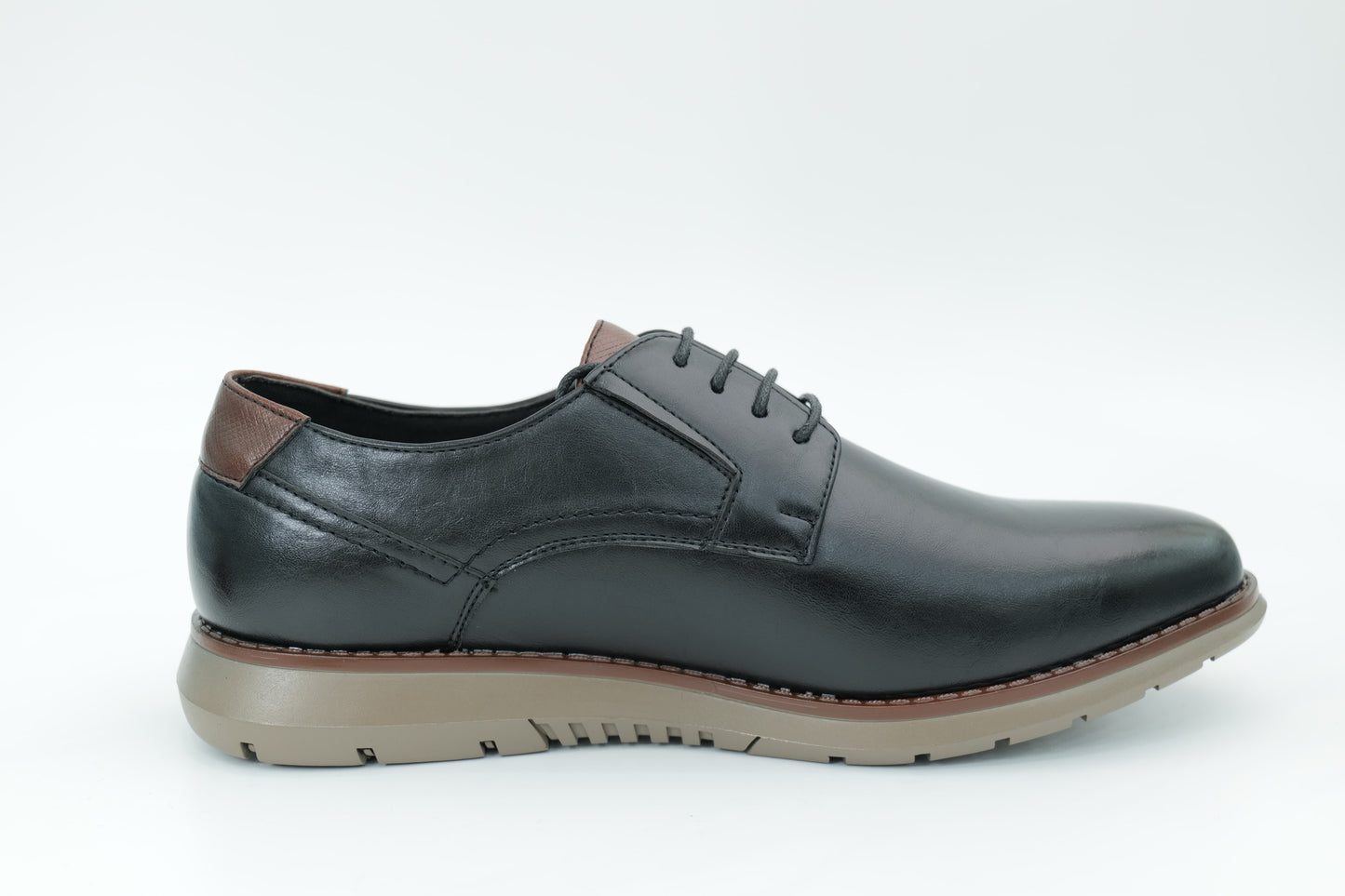 Casual shoes